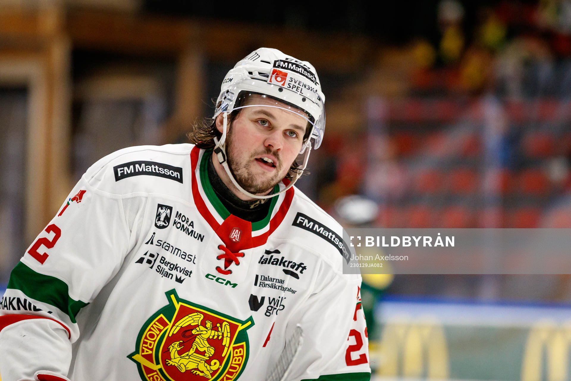 Moras Måns Carlsson jublar