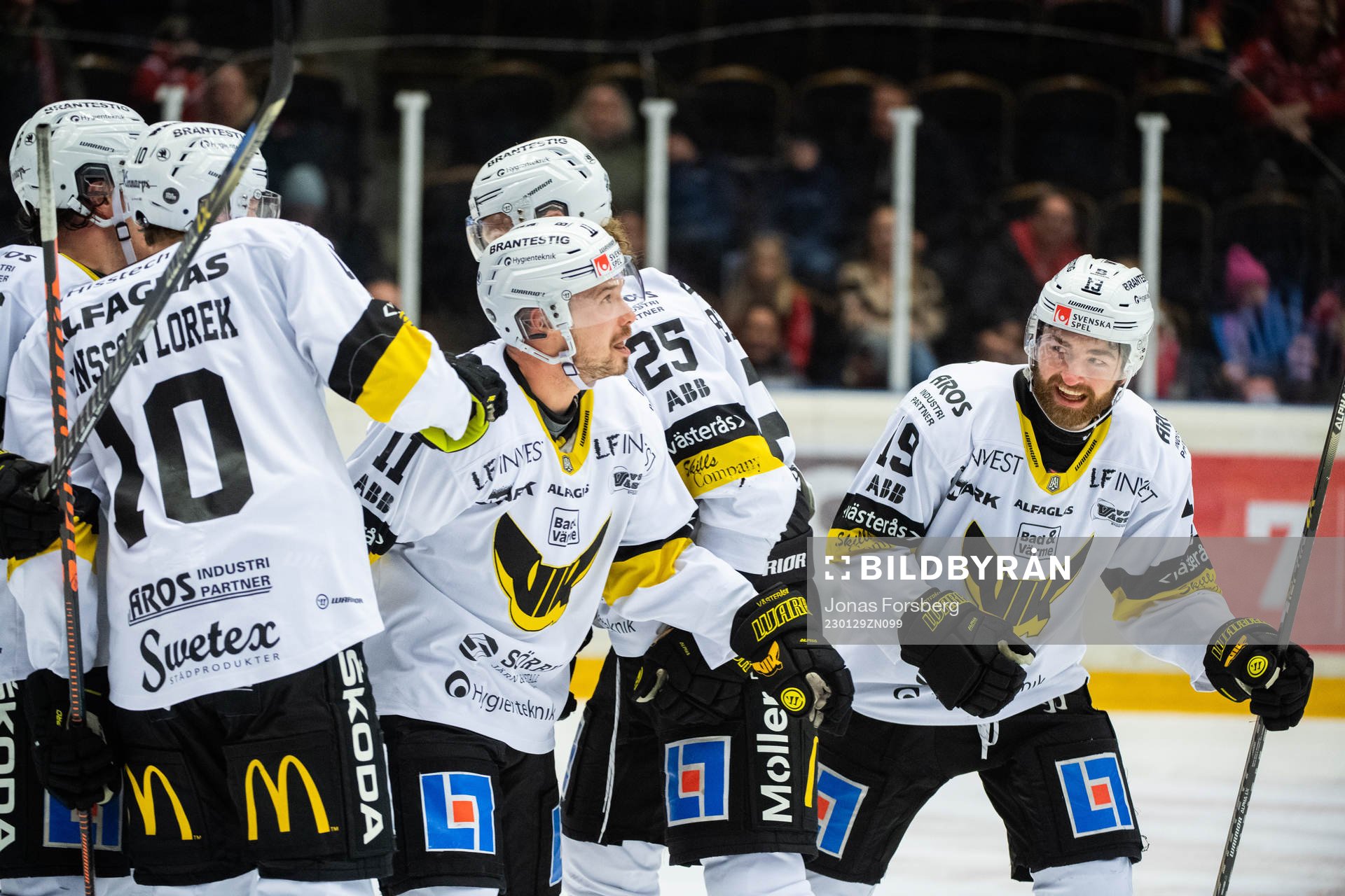 Västerås Anton Svensson jublar