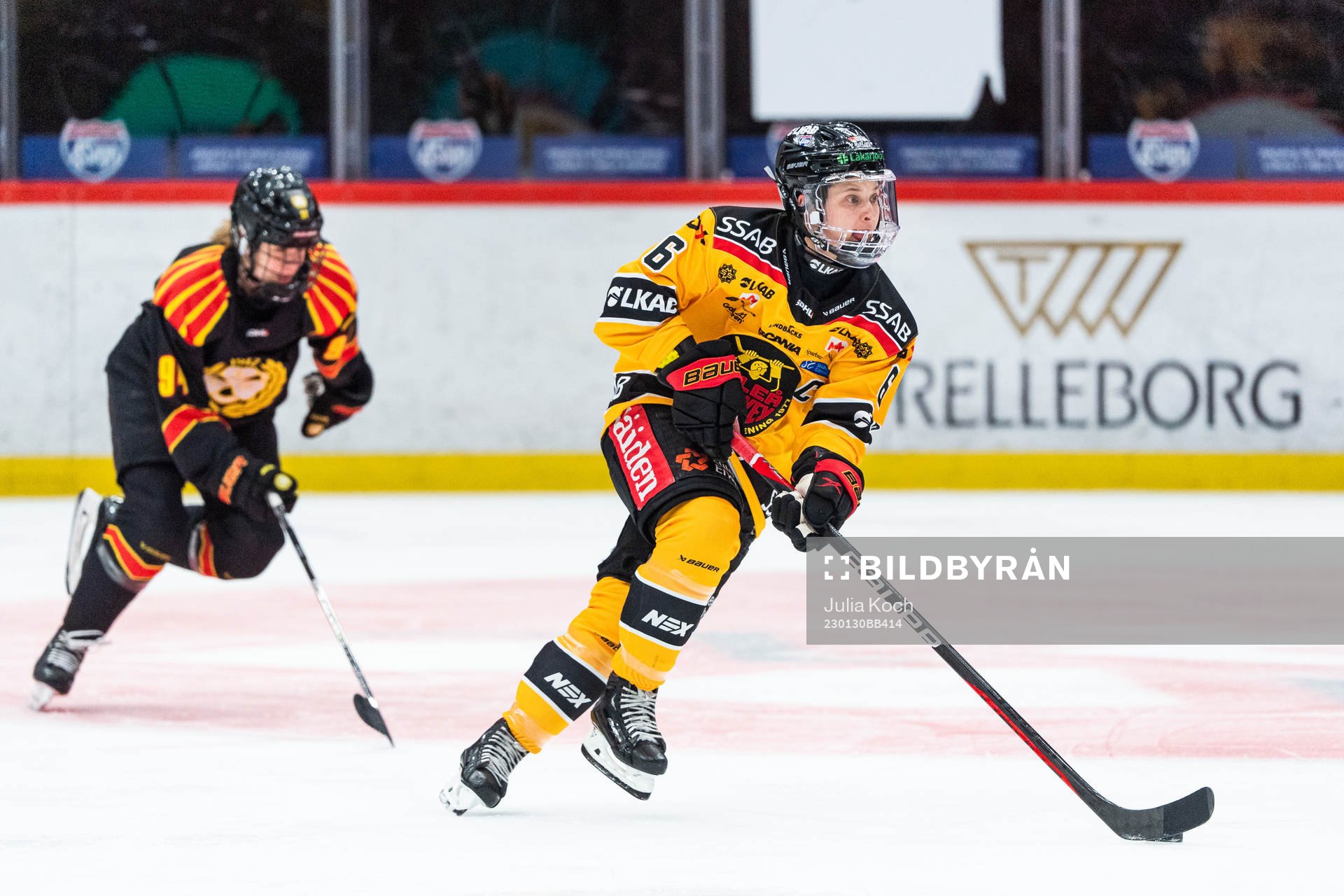 Brynäs Anna Meixner och Luleås Jenni Hiirikoski