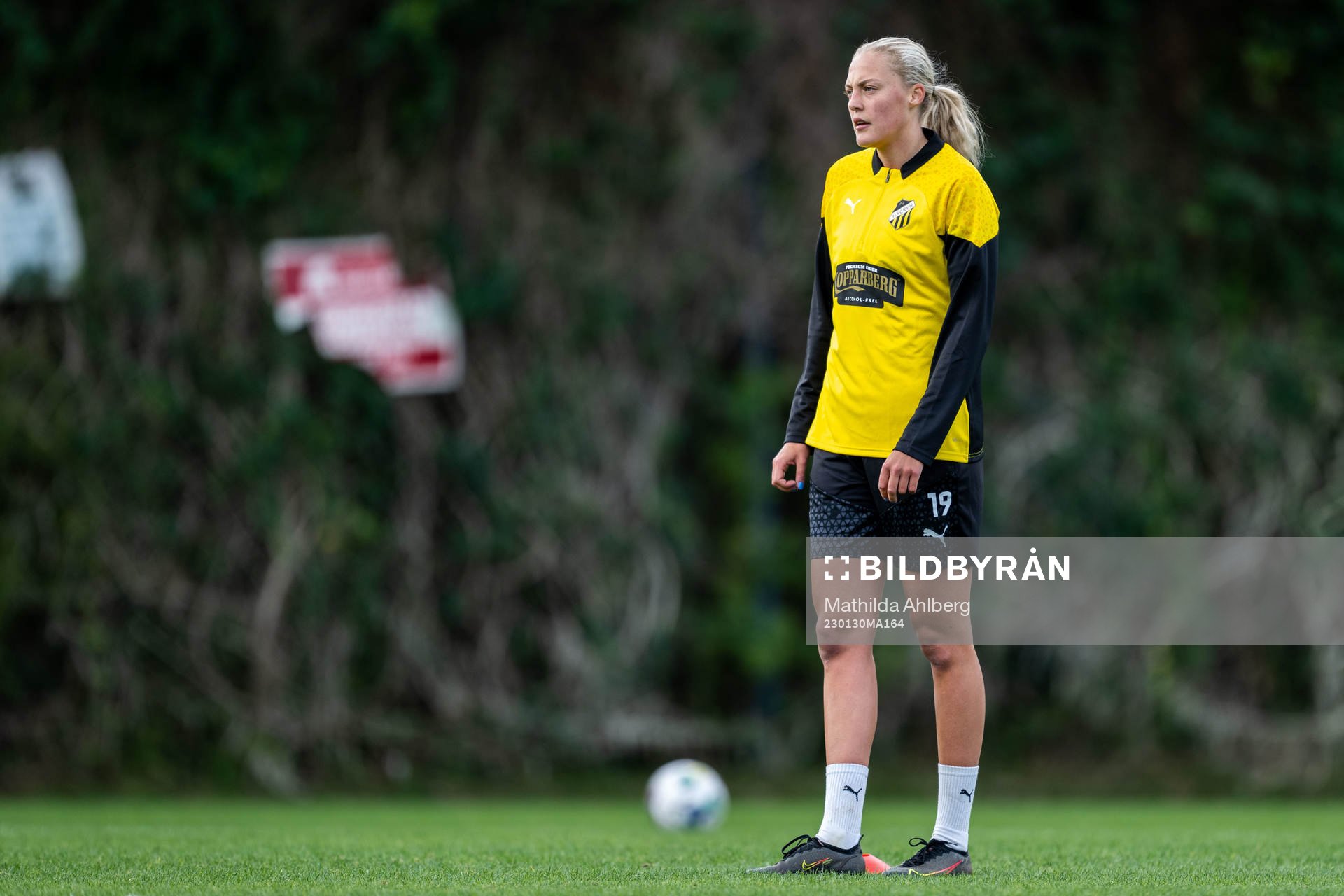 Elma Jubttila Nelhage under en fotbollsträning med Häcken den 30 januari 2023 i Marbella. 