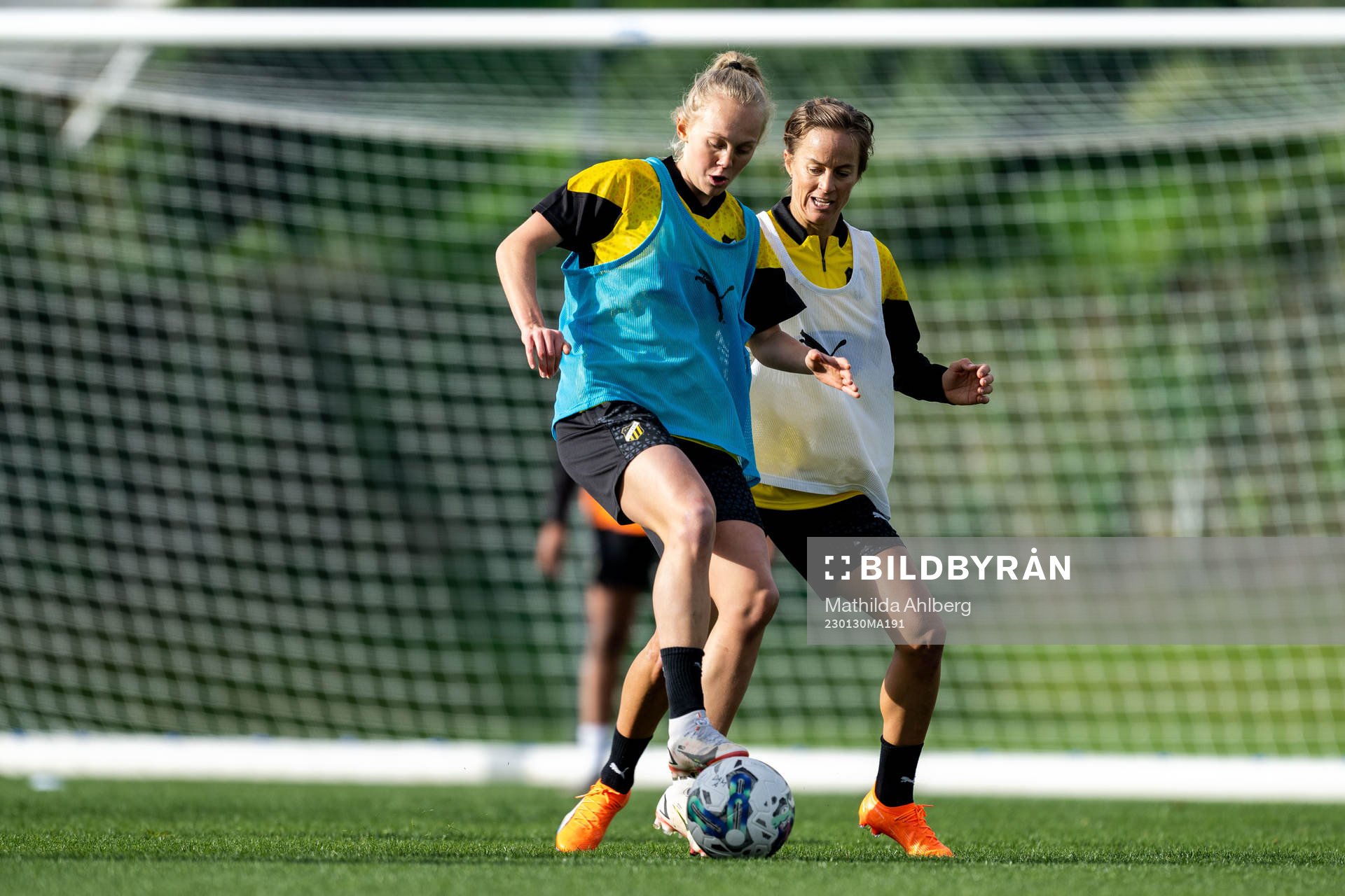 Molly Johansson och Aivi Luik