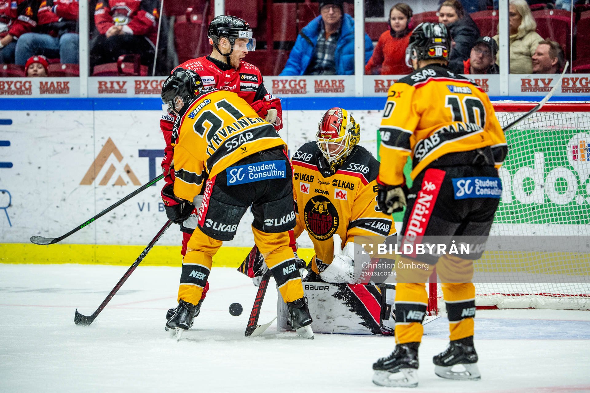 Malmö Redhawks Johan Olofsson mot Luleås Juhani