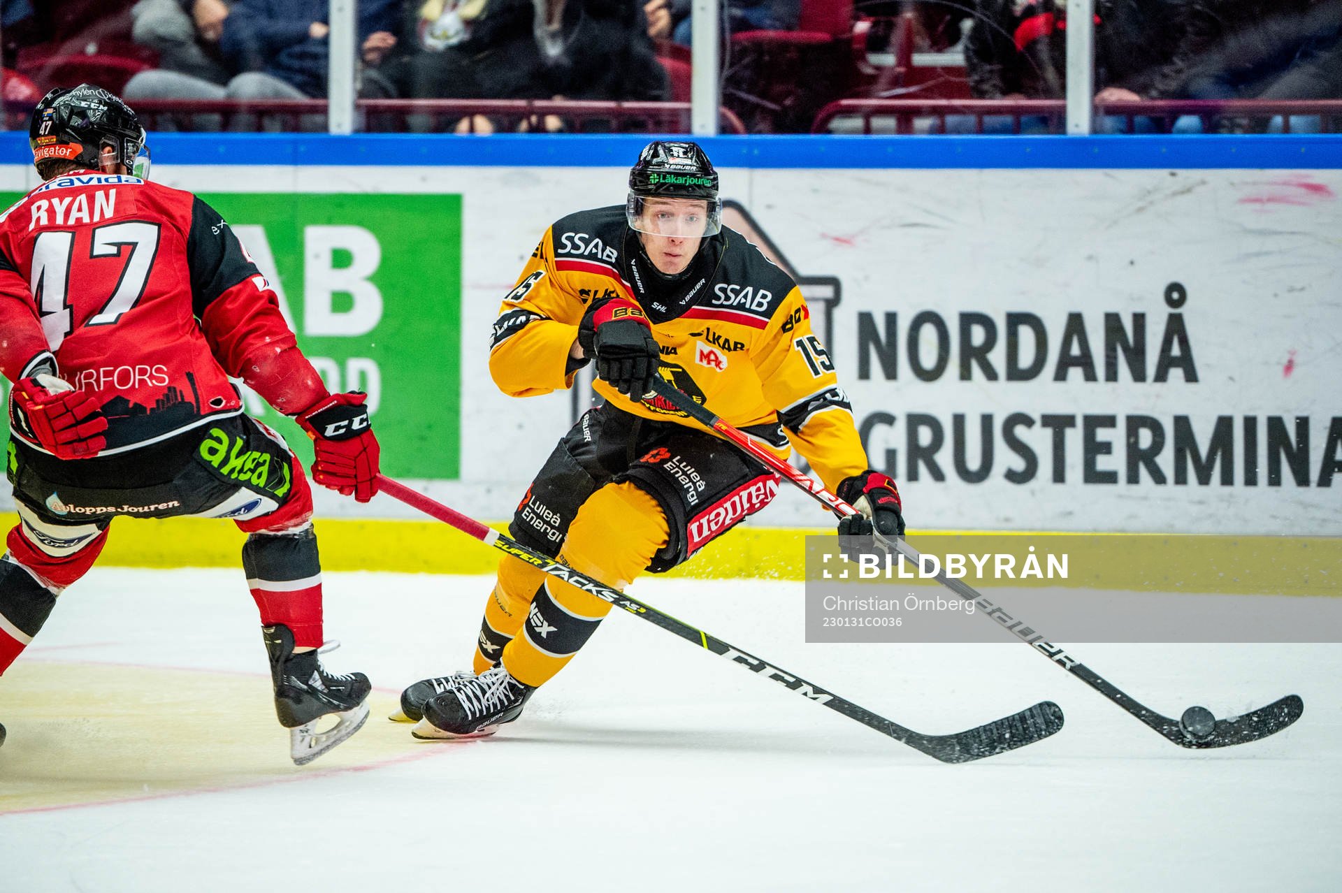 Luleås Carl Mattsson mot Malmö Redhawks Joakim Ryan