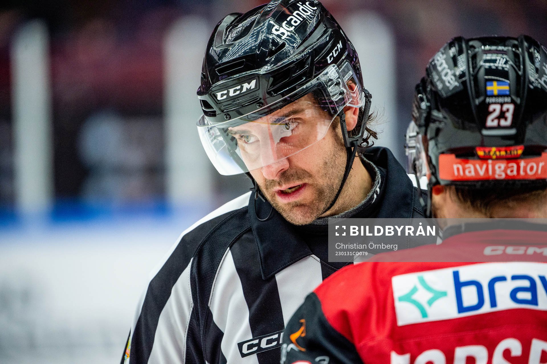 Domare Mikael Sjöqvist och Malmö Redhawks Christoffer