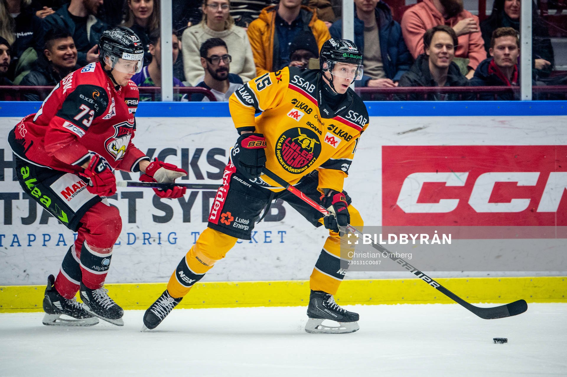 Luleås Carl Mattsson mot Malmö Redhawks Adam Ollas