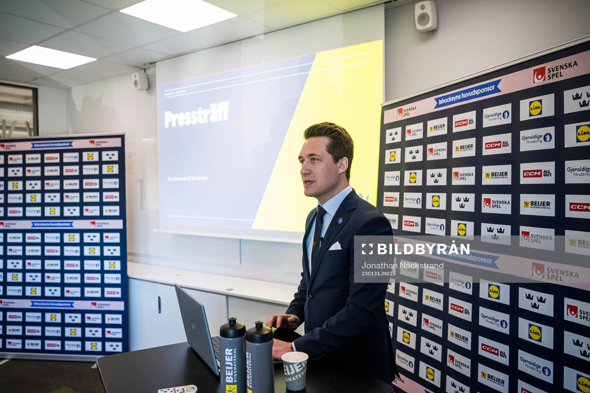 Sam Hallam, Head Coach of Sweden’s national Ice Hockey
