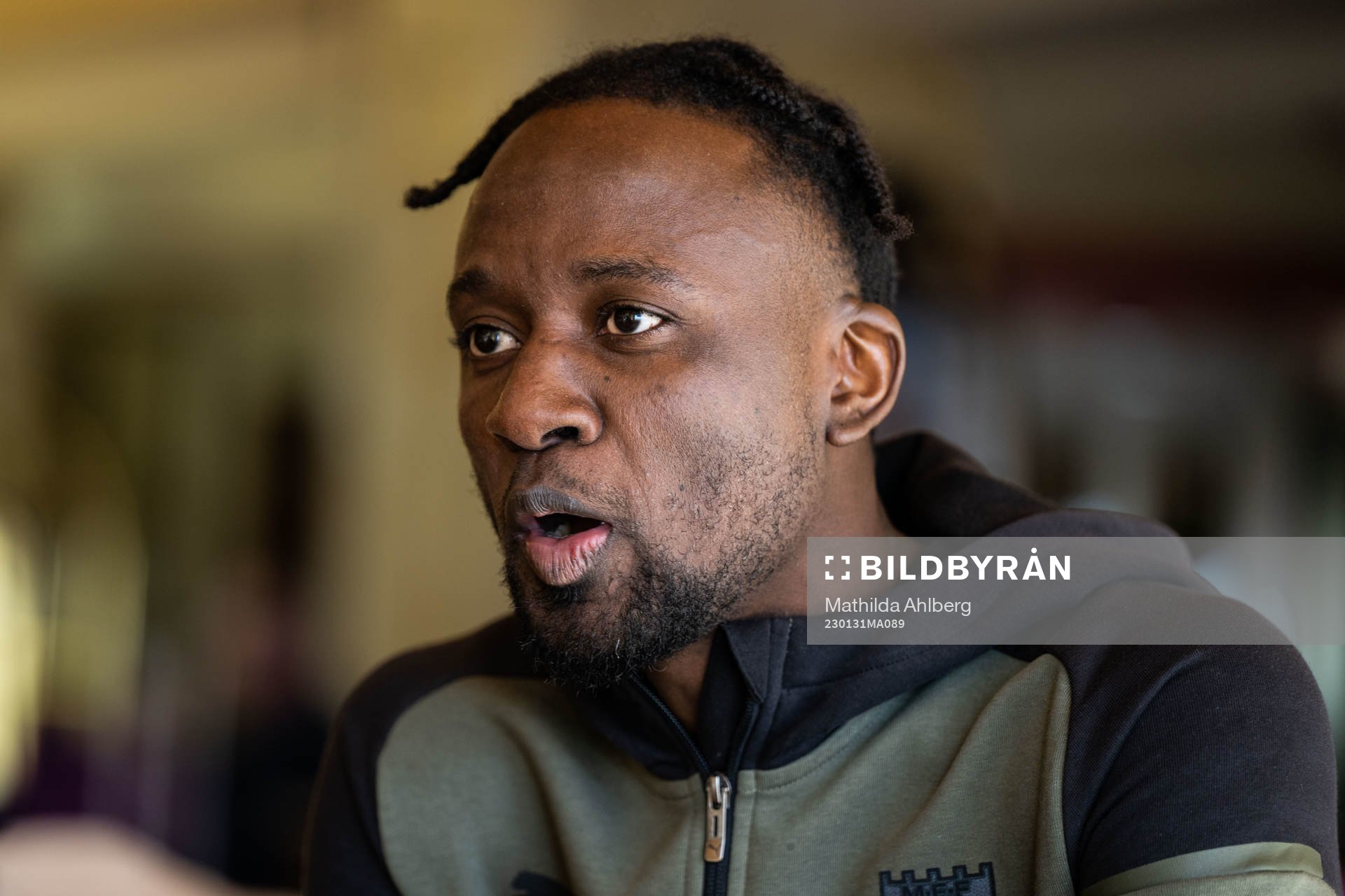 Mohamed Buya Turay under en intervju den 31 januari 2023 i Estepona. 