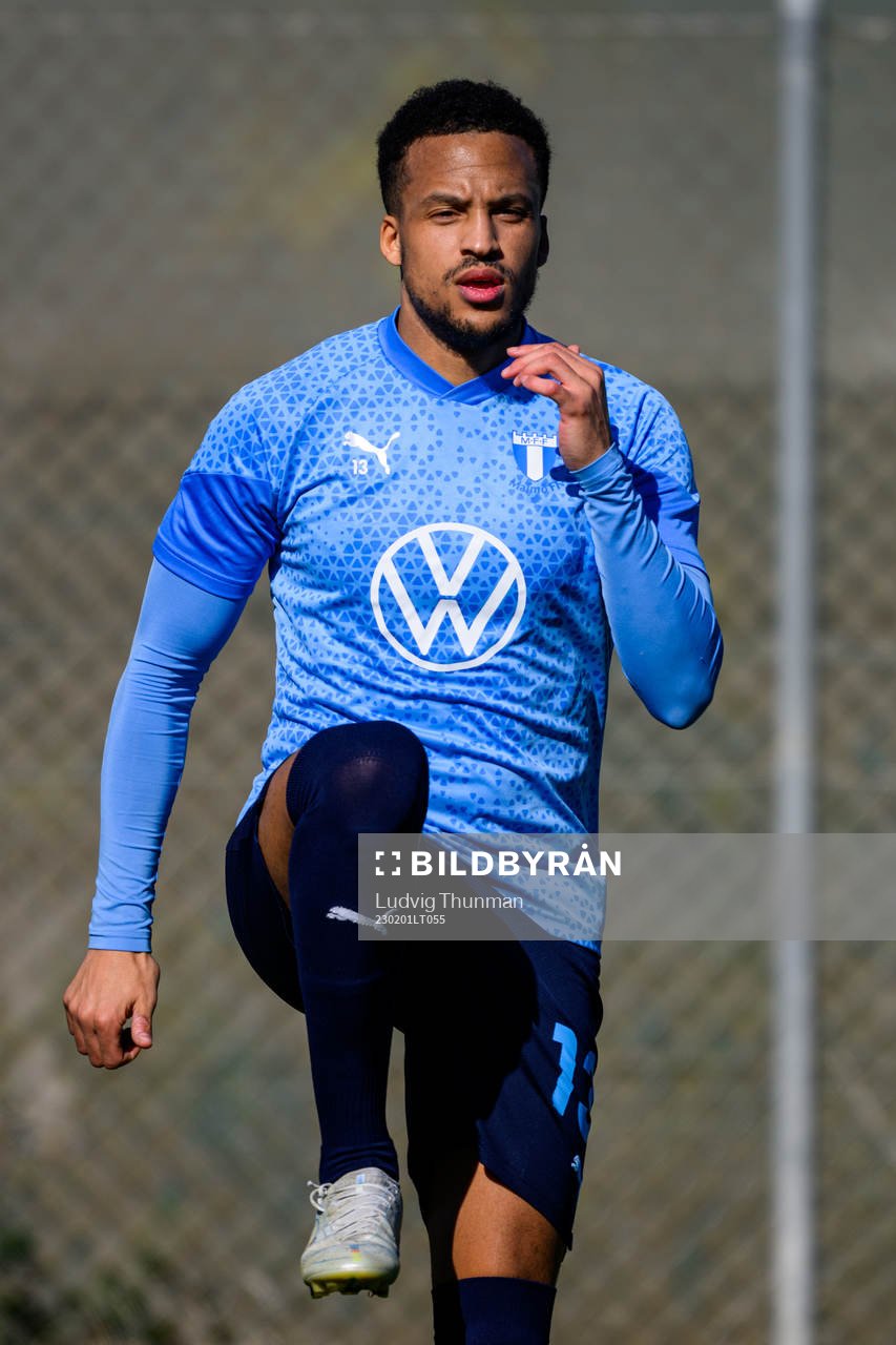 Martin Olsson