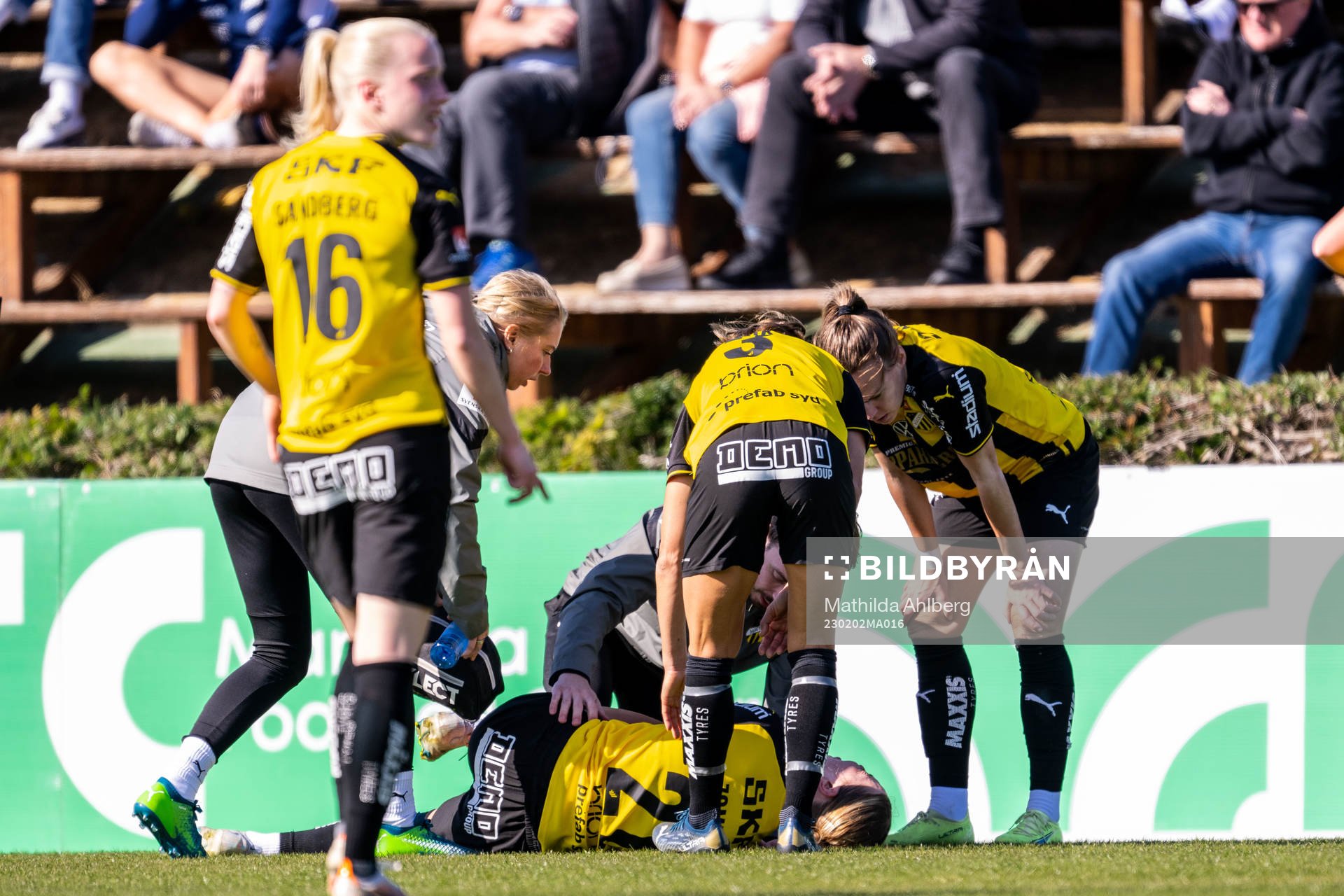 Häckens Dilja Zomers har ont och får vård