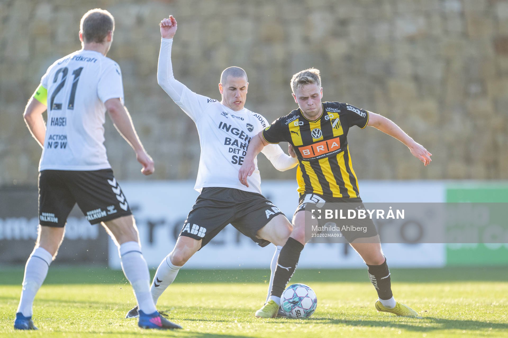 Odds Milan Jevtovic och Häckens Tomas Olai Totland