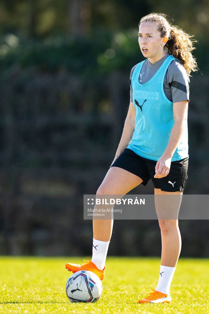 Athinna Persson Lundgren