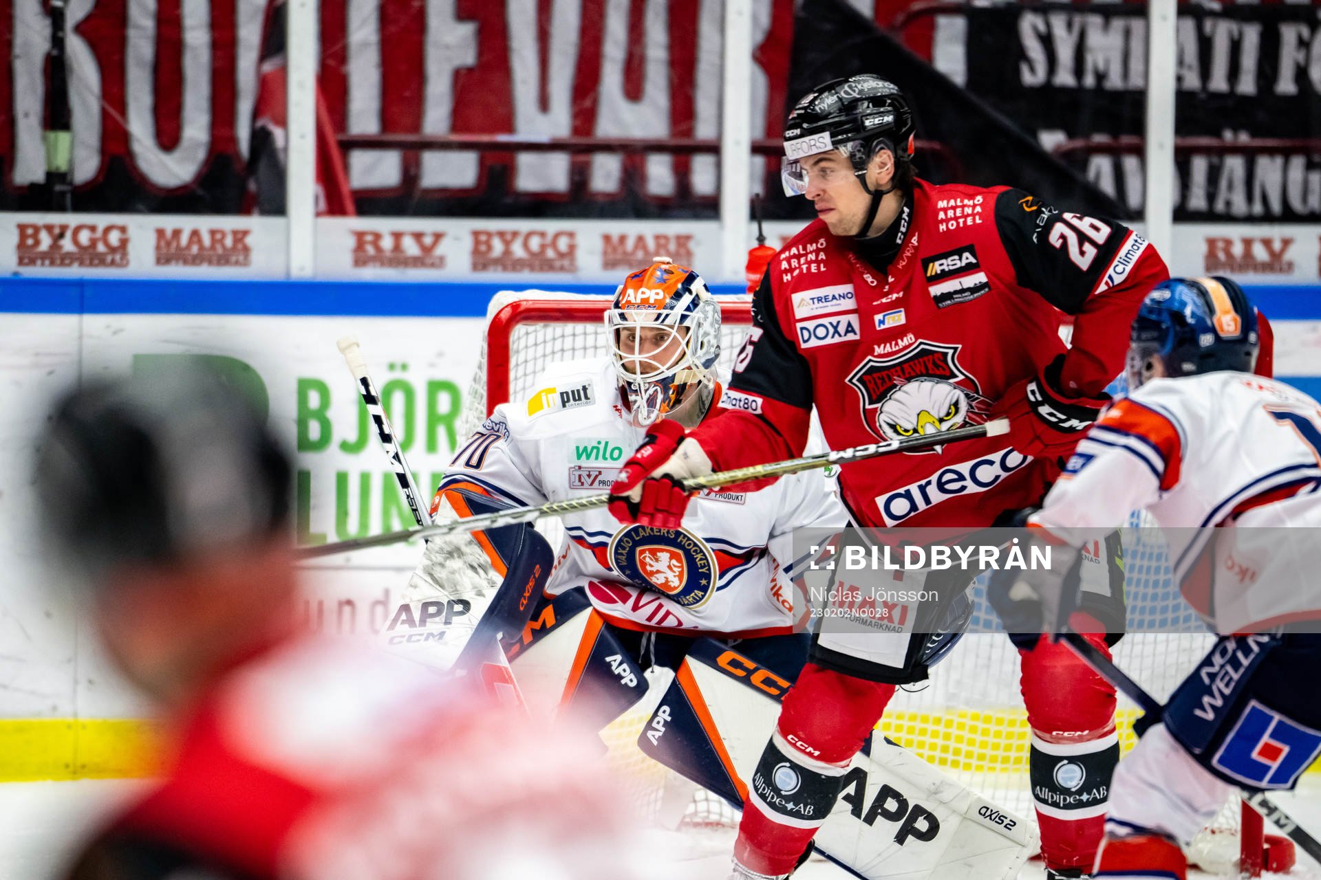 Växjös målvakt Adam Åhman och Malmö Redhawks Thomas