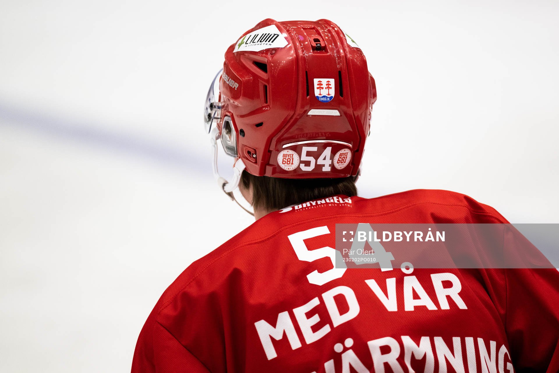 Klistermärke som hyllar Timrås Jeremy Boyce-Rotevall som