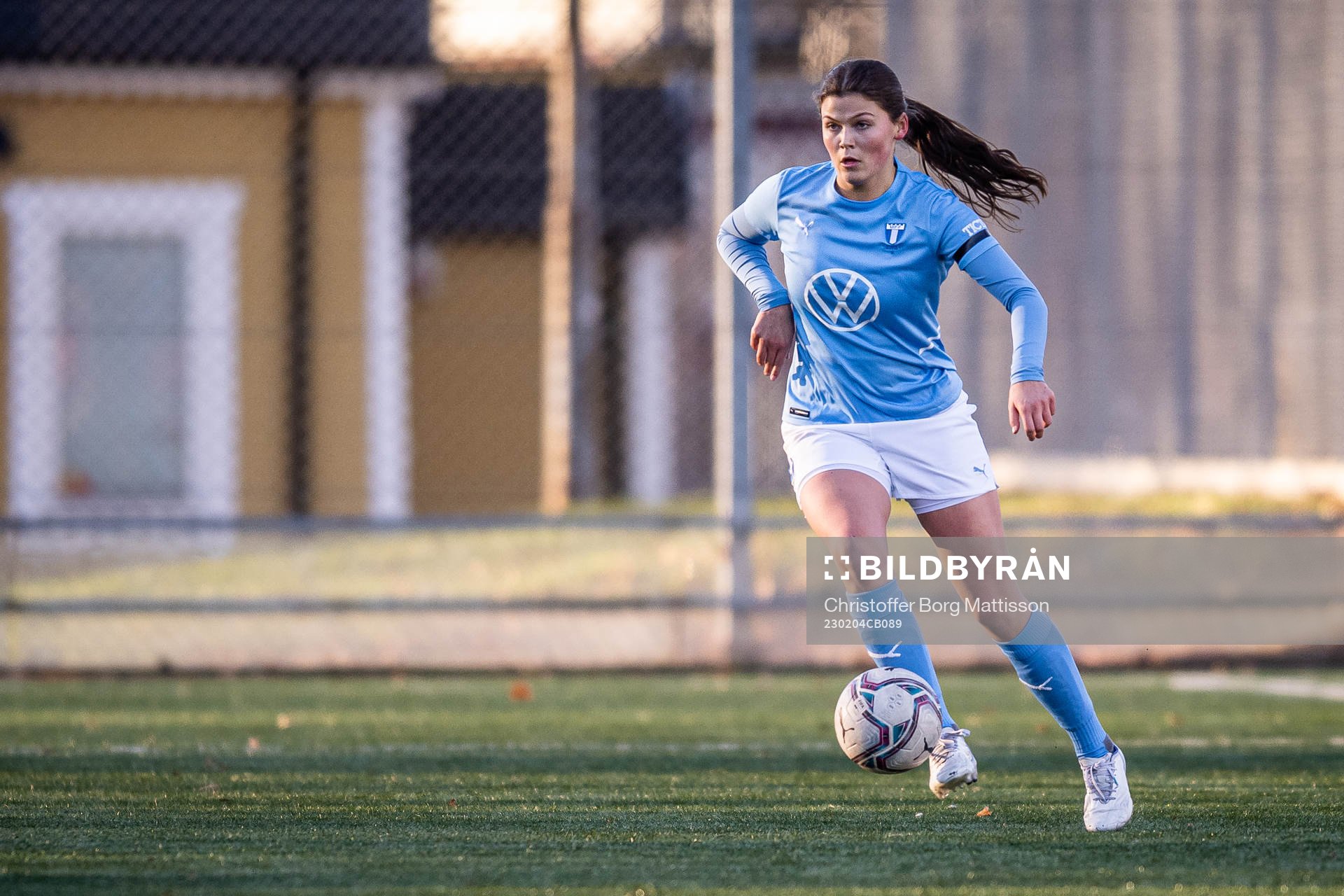 Malmö FFs Isabel Bodecker under träningsmatchen i fotboll mellan Malmö FF och Helsingborgs IF den 4 februari 2023 i Malmö.
