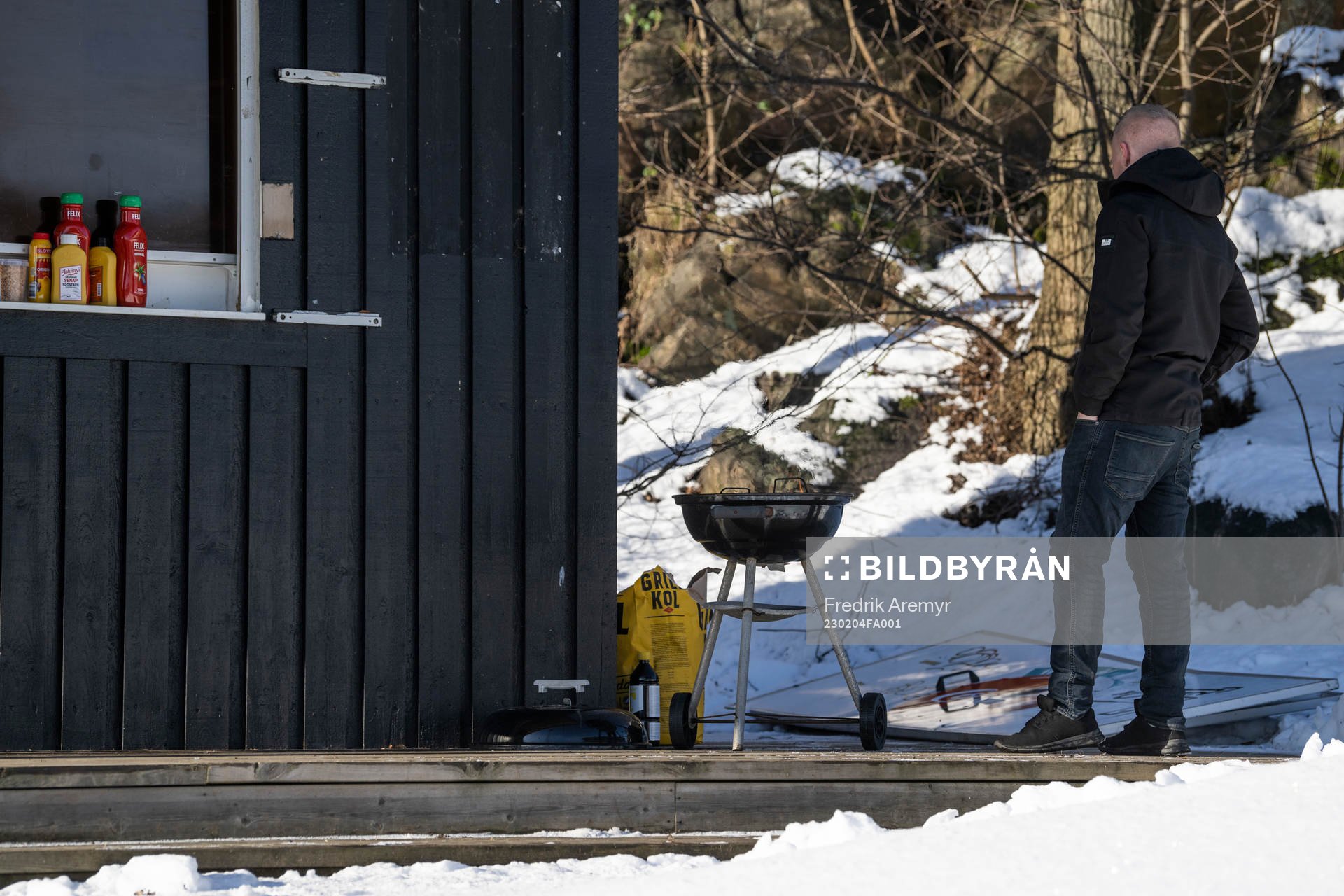 Grillen tänds innan träningsmatchen mellan GAIS och