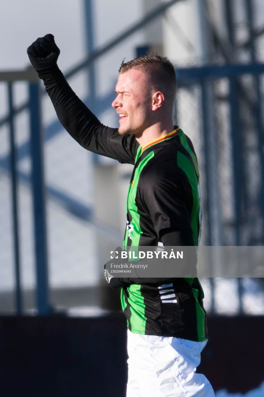 GAIS Alexander Ahl Holmström jublar