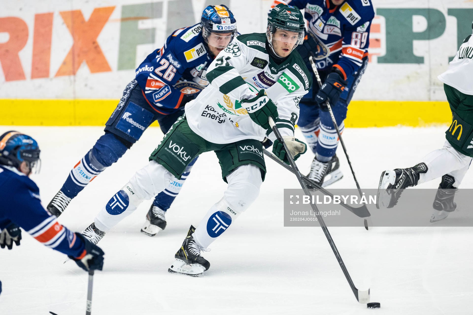Växjös Joel Kellman och Färjestads Eric Engstrand