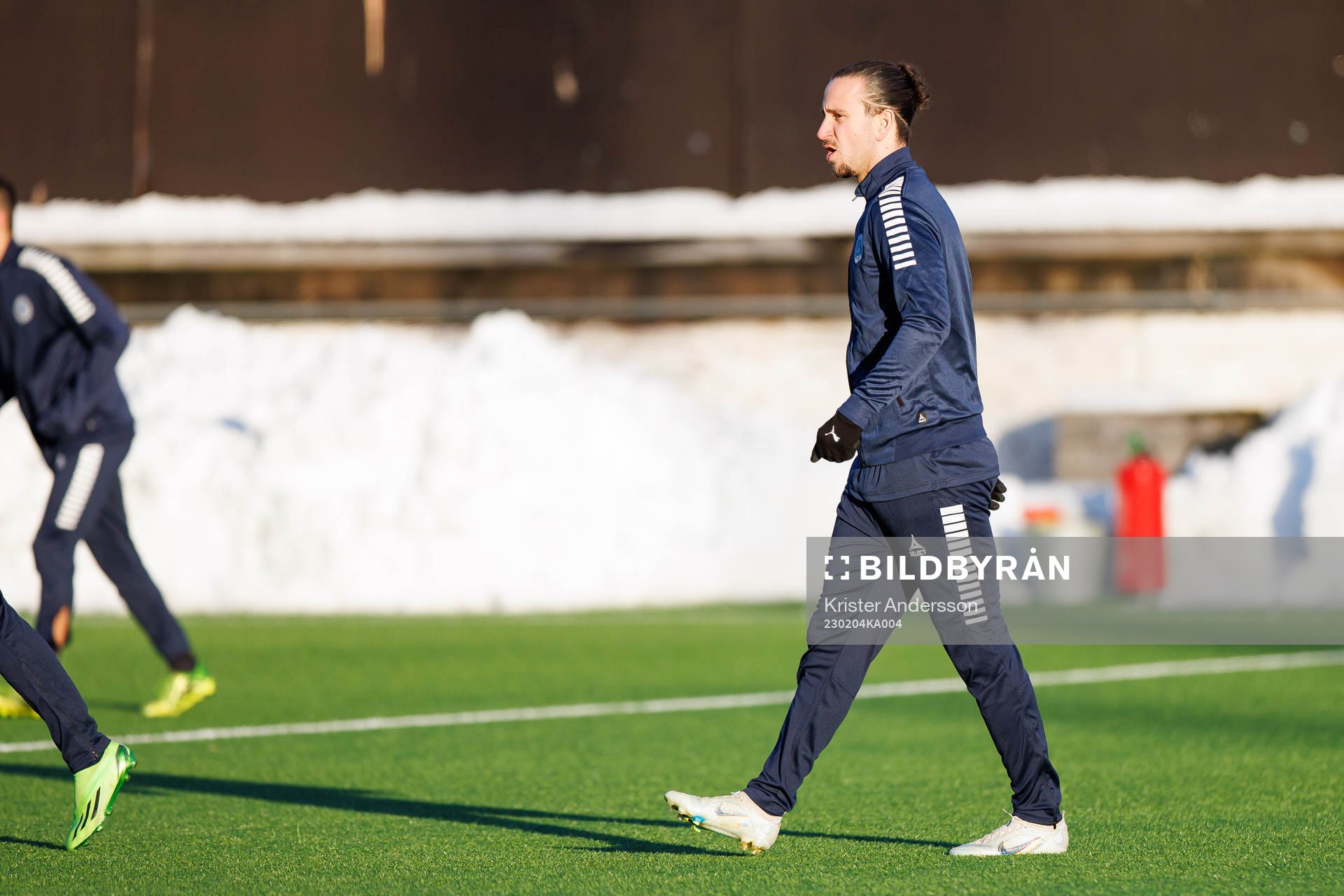 Utsiktens Edin Hamidovic före träningsmatchen i fotboll