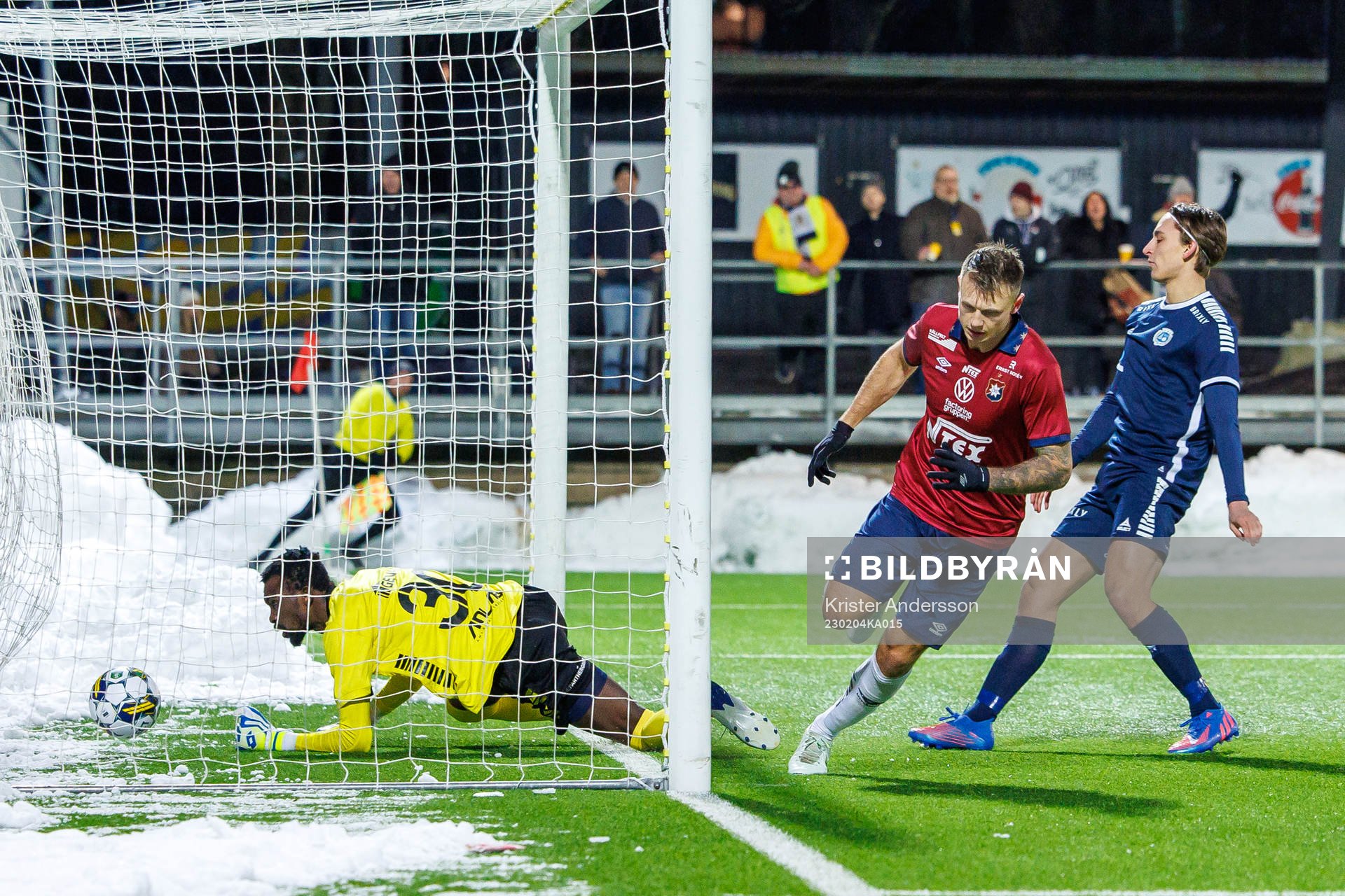 Örgrytes Marcus Haglind Sangre gör 0-2 bakom Utsiktens