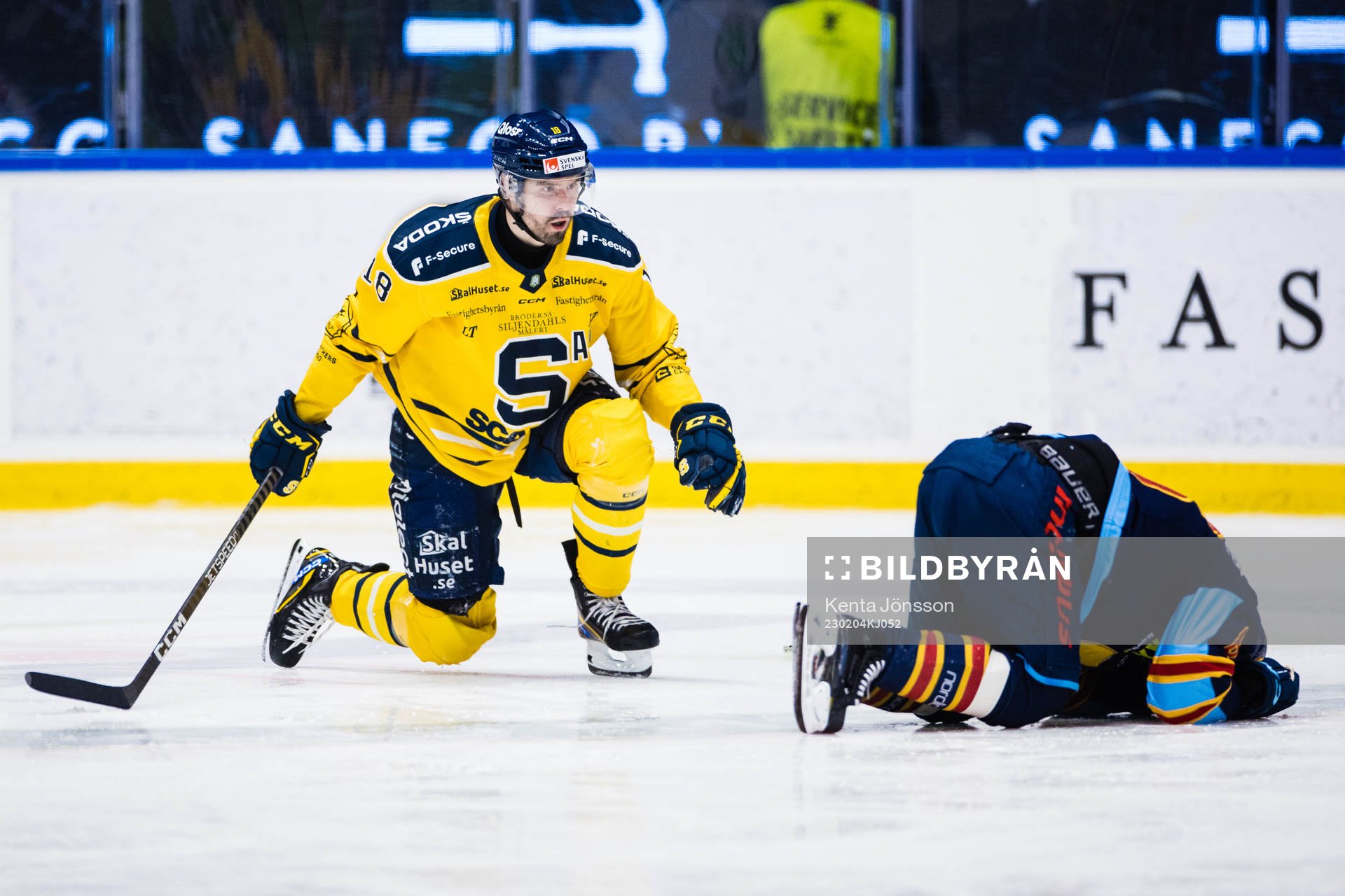 Södertäljes Linus Videll och Djurgårdens Linus Klasen