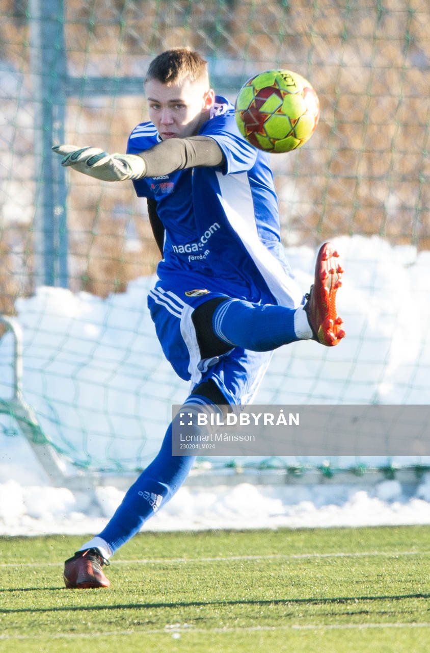 IFK Hässleholms Felix Persson i träningsmatchen mellan