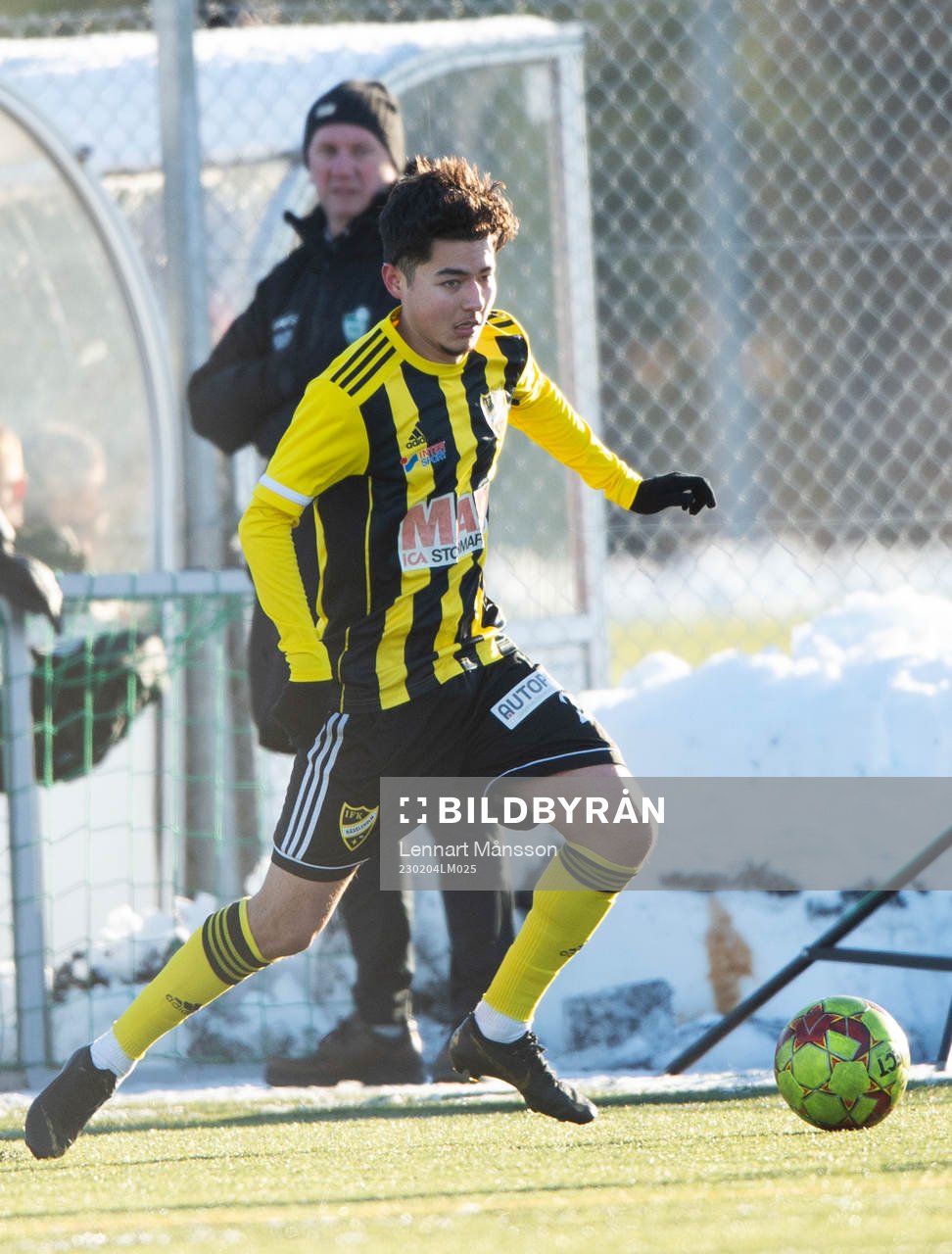 IFK Hässleholms Alireza Nazari i träningsmatchen mellan IFK Hässleholm och VMA i Hässleholm 4 februari 2023.