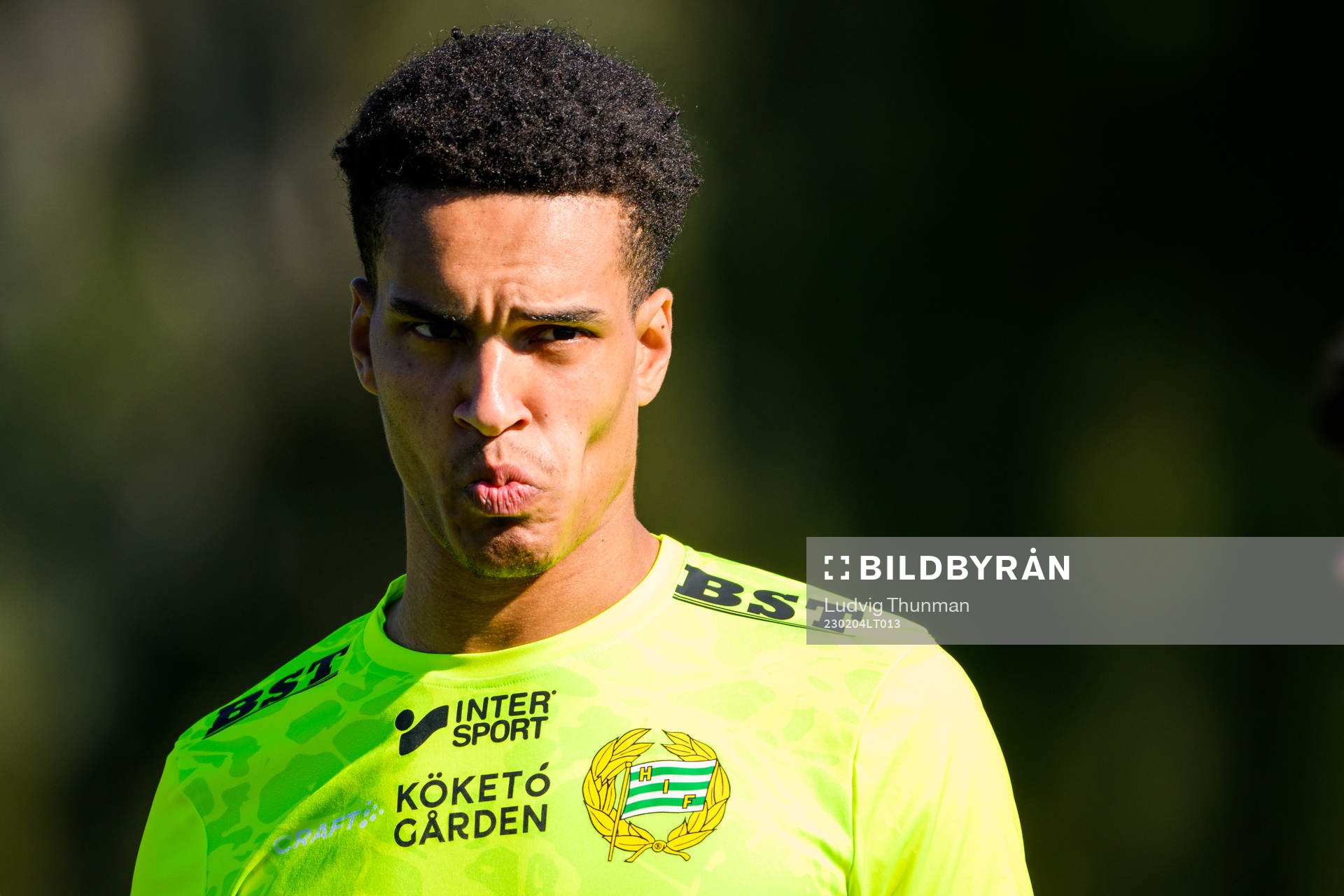 Goalkeeper Oliver Dovin of Hammarby