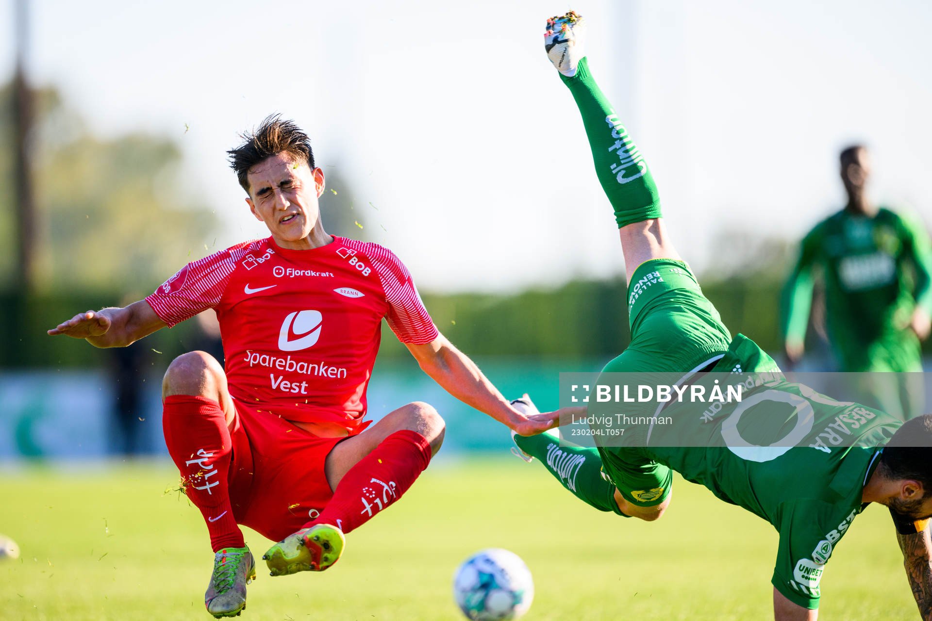 Svenn Crone of Brann and Nahir Besara of Hammarby
