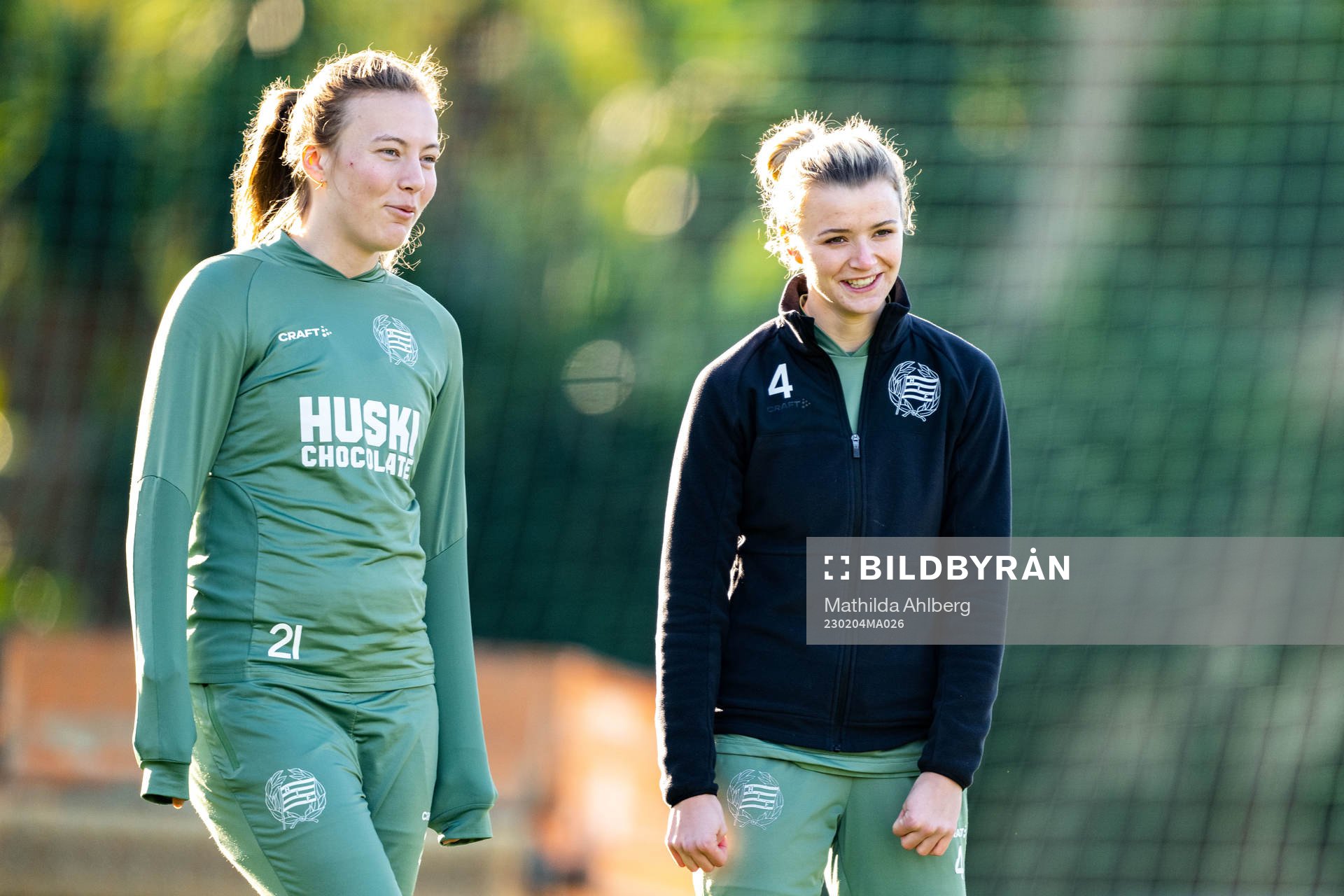 Sara Kanutte och Thea Sørbo