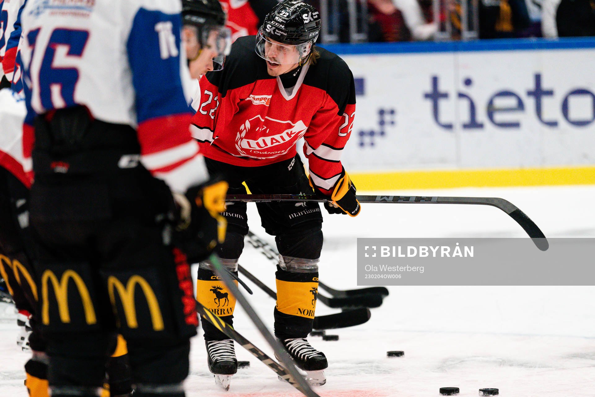Skellefteås Jonathan Johnsson i Lövångers matchtröja