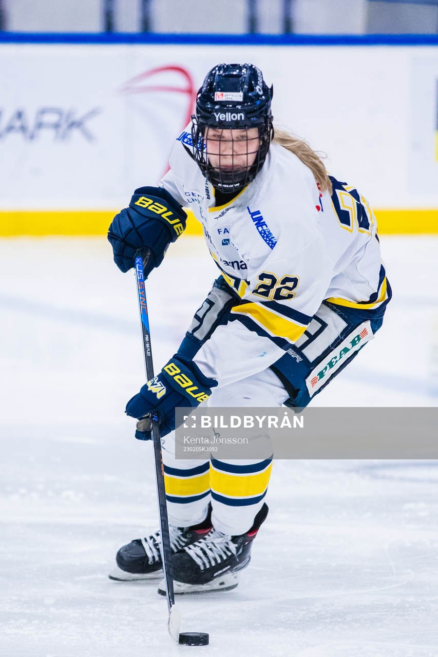 s Suvi Käyhkö
