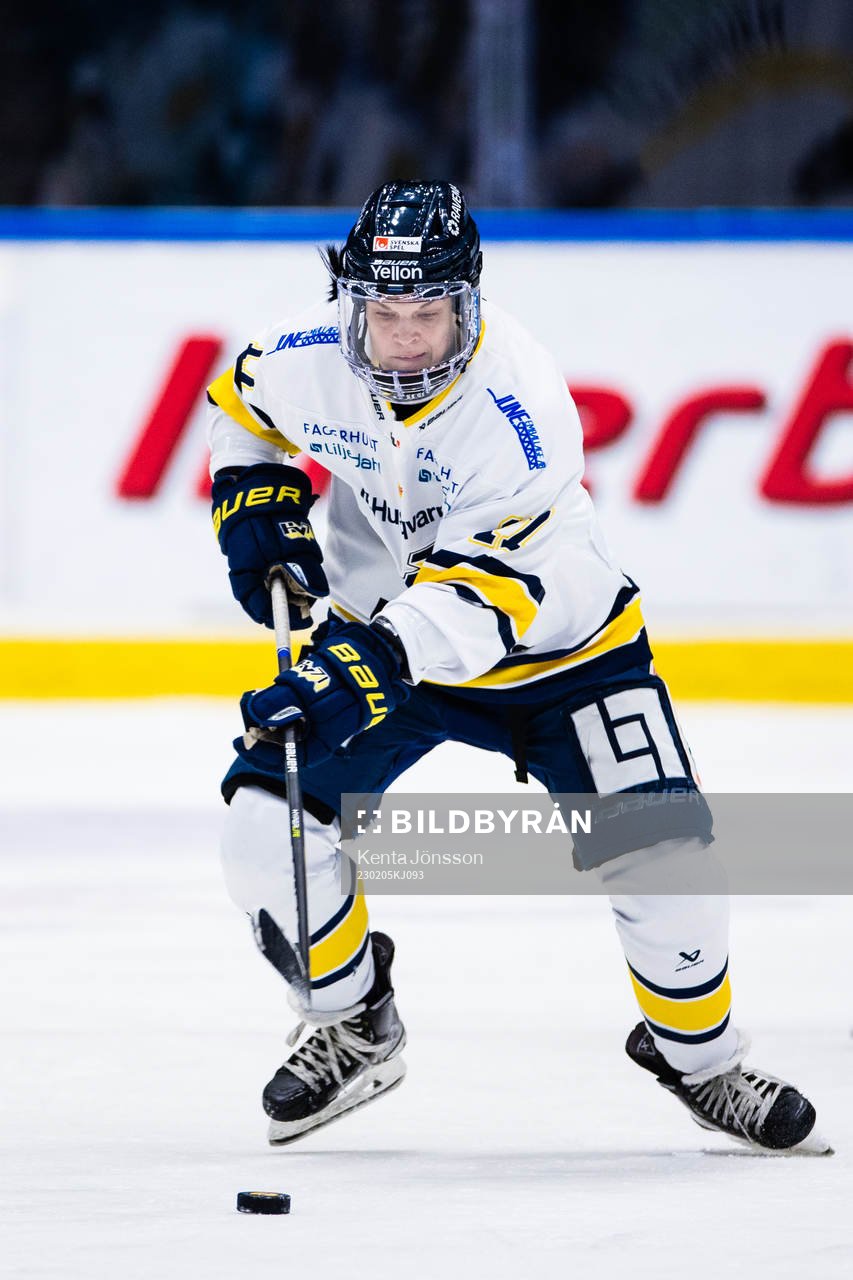 s Danielle Stone