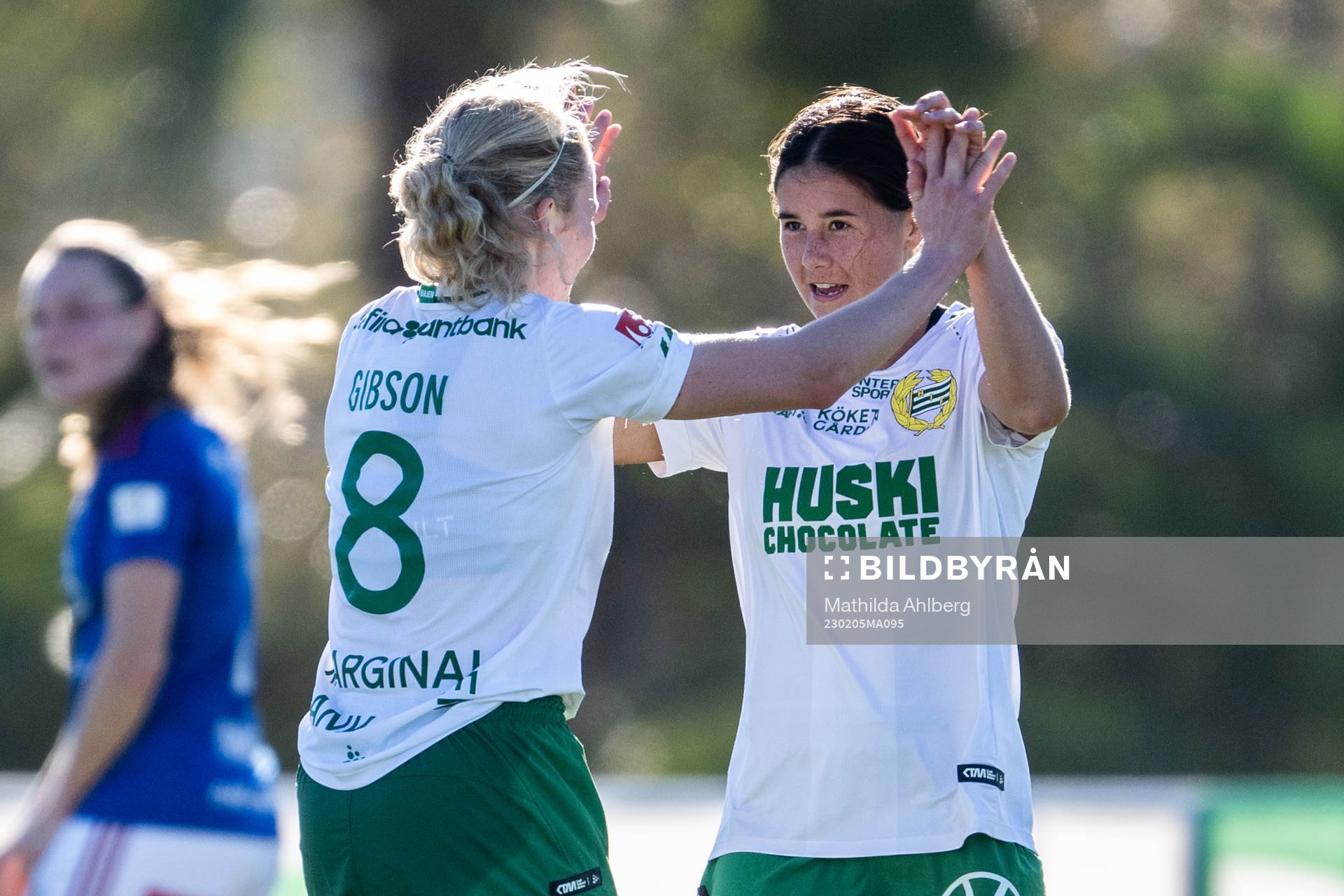 Kyra Cooney-Cross of Hammarby celebrates with Ellen Gibson