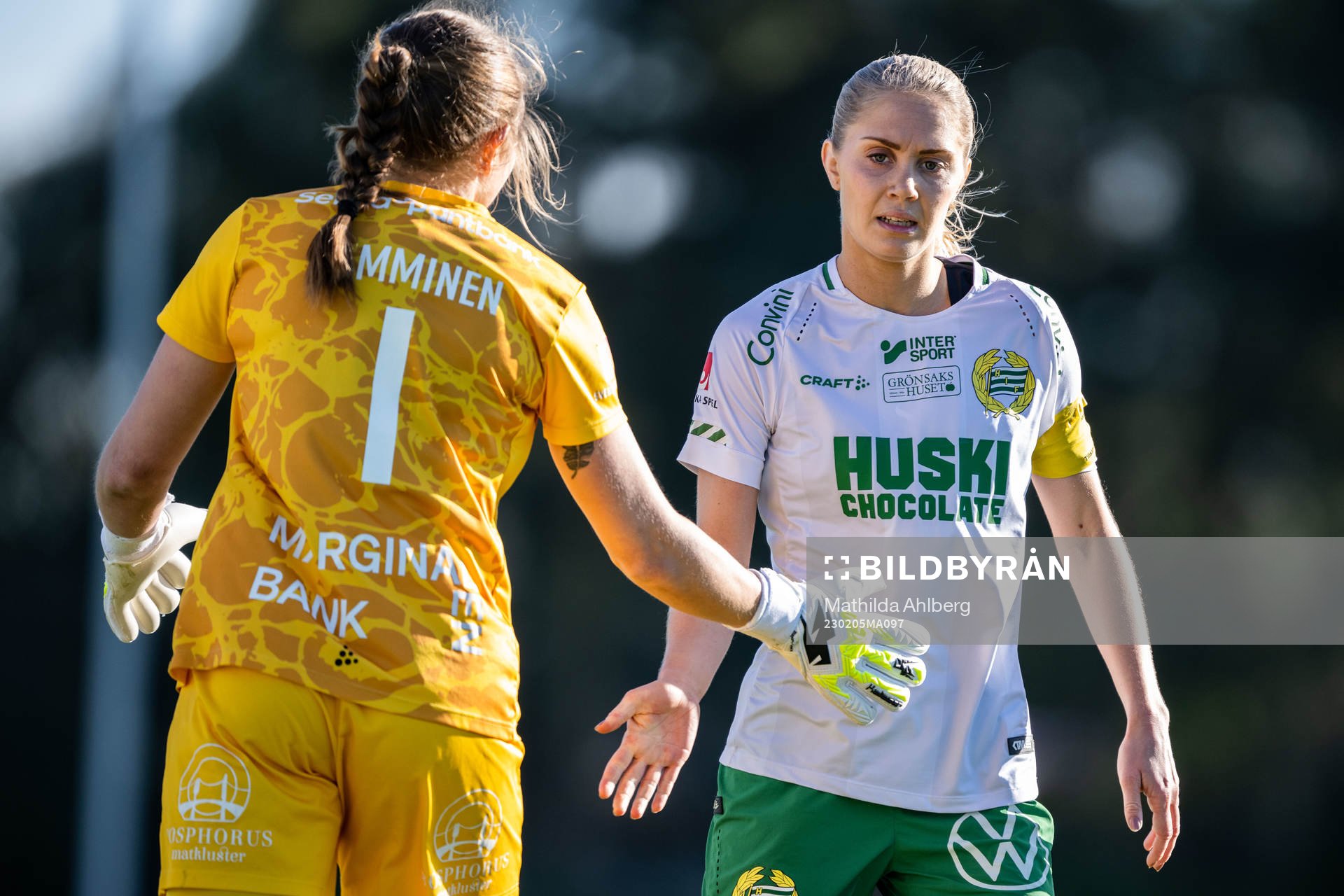 Goalkeeper Anna Tamminen and Alice Carlsson of Hammarby