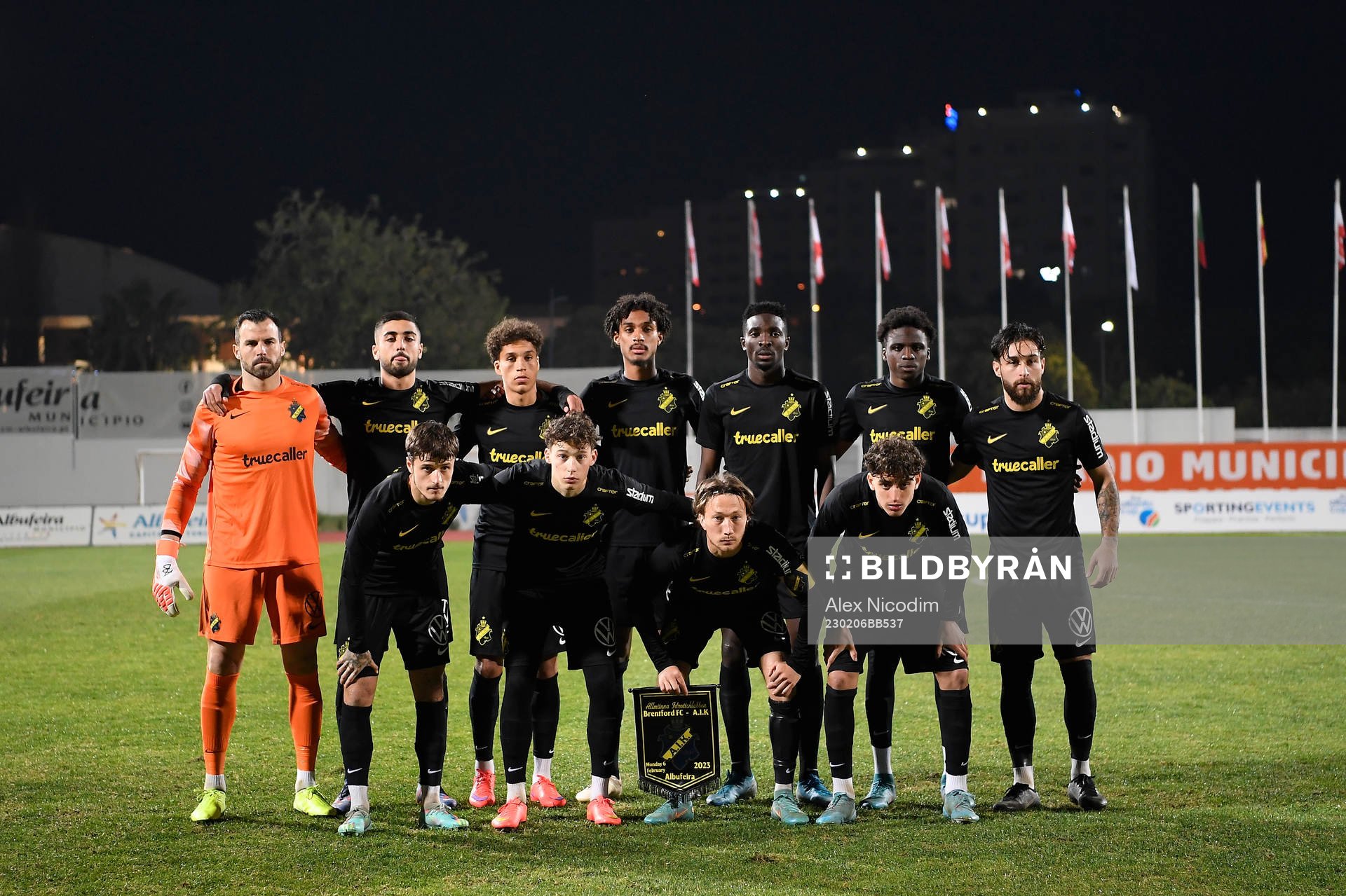 Players of AIK pose for the official photo before the Atlantic Cup friendly game between Brentford FC B and AIK Stockholm in Estadio de Albufeira, monday, February 6, 2023. Credit