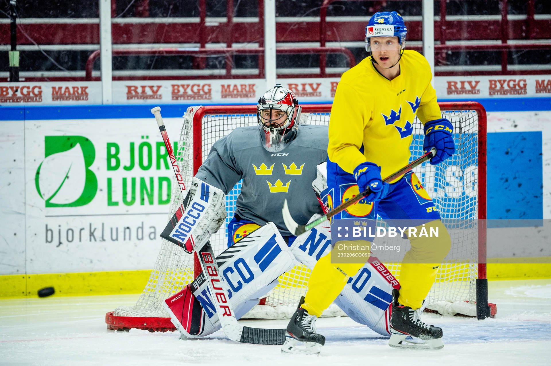 Goalkeeper Jhonas Enroth and Carl Klingberg of Sweden at a
