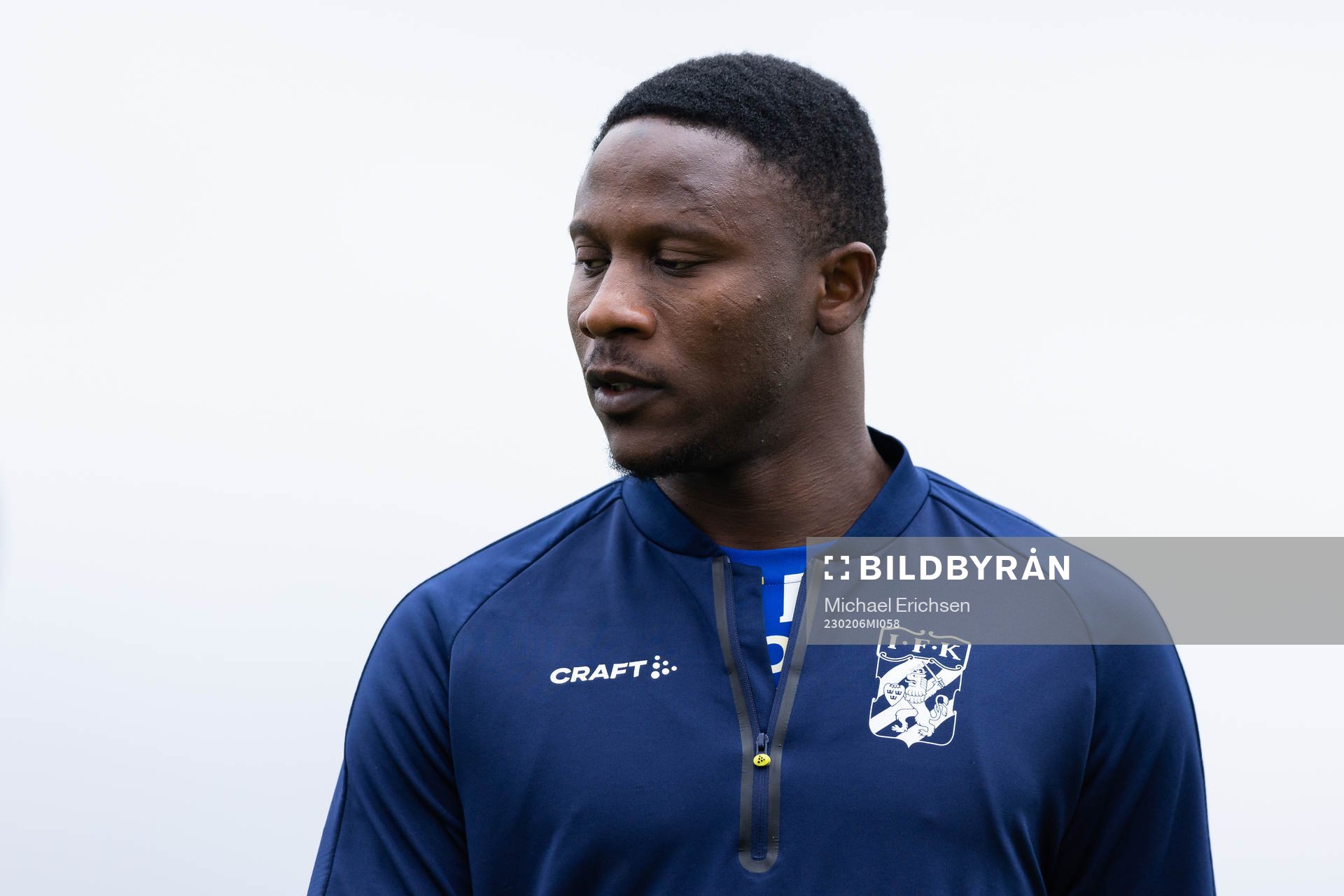 IFK Göteborgs Suleiman Abdullahi innan träningsmatchen i