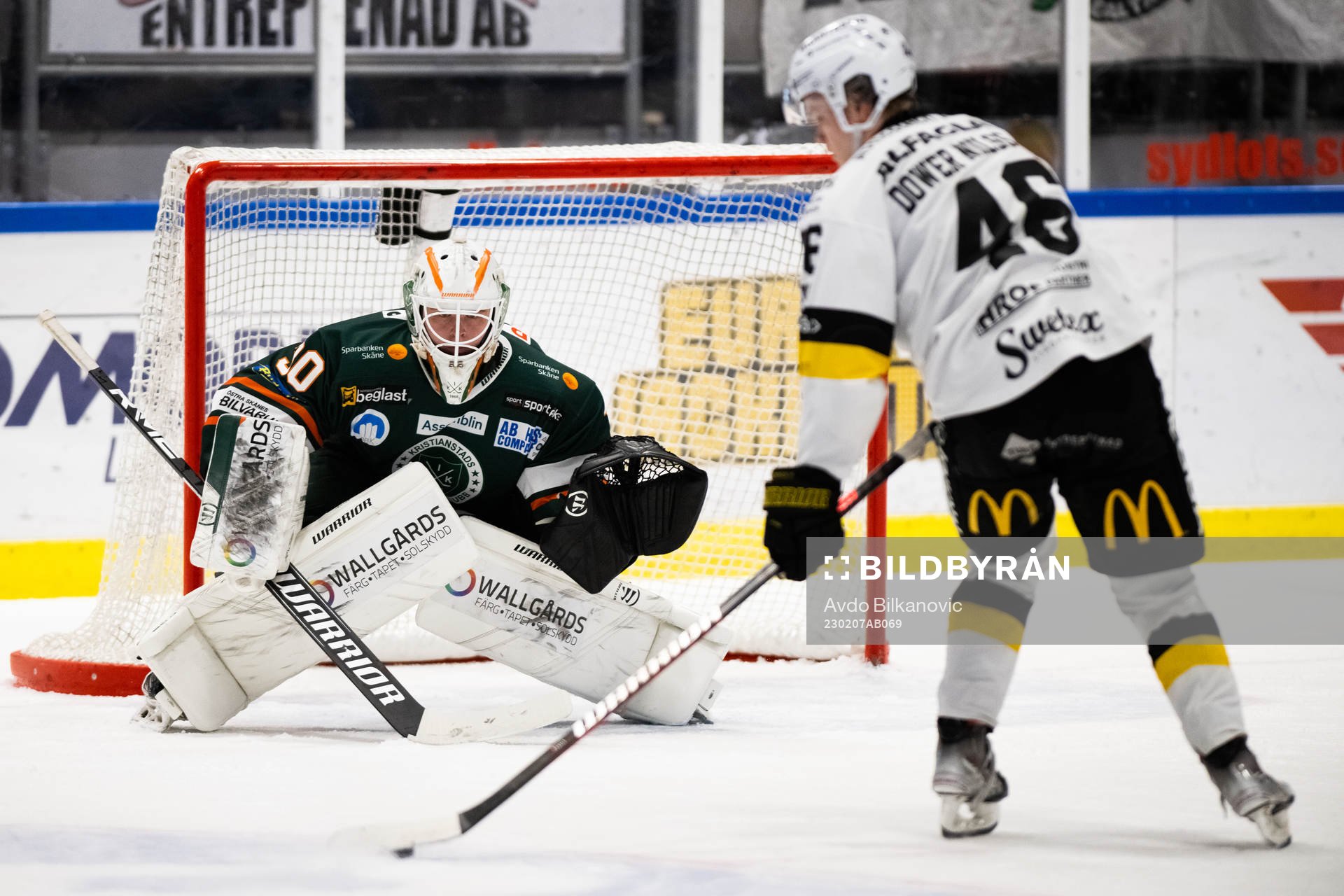 Kristianstads målvakt Filip Larsson och Västerås Liam