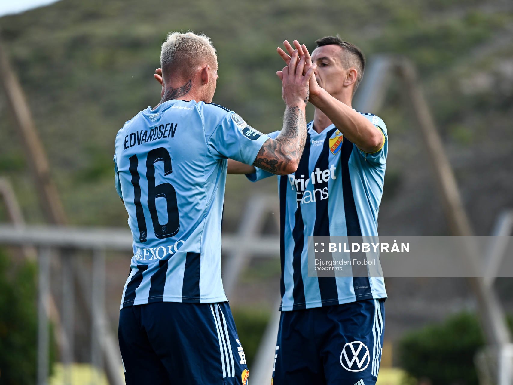 Djurgårdens Victor Edvardsen och Haris Radetinac jublar