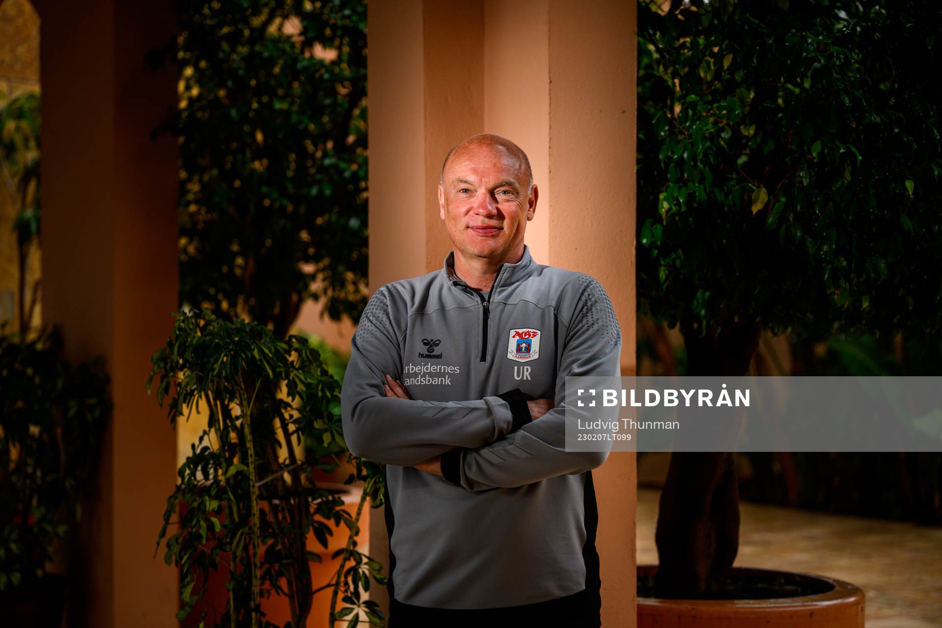AGF Århus tränare Uwe Rösler poserar för ett porträtt under en fotografering den 7 februari 2023 i Estepona. 