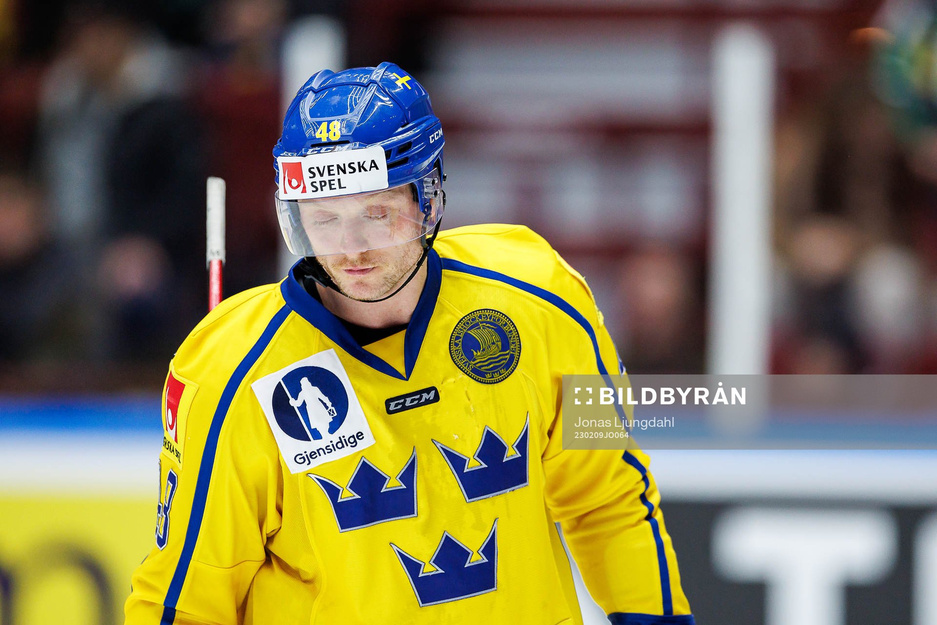 Carl Klingberg of Sweden looks dejected