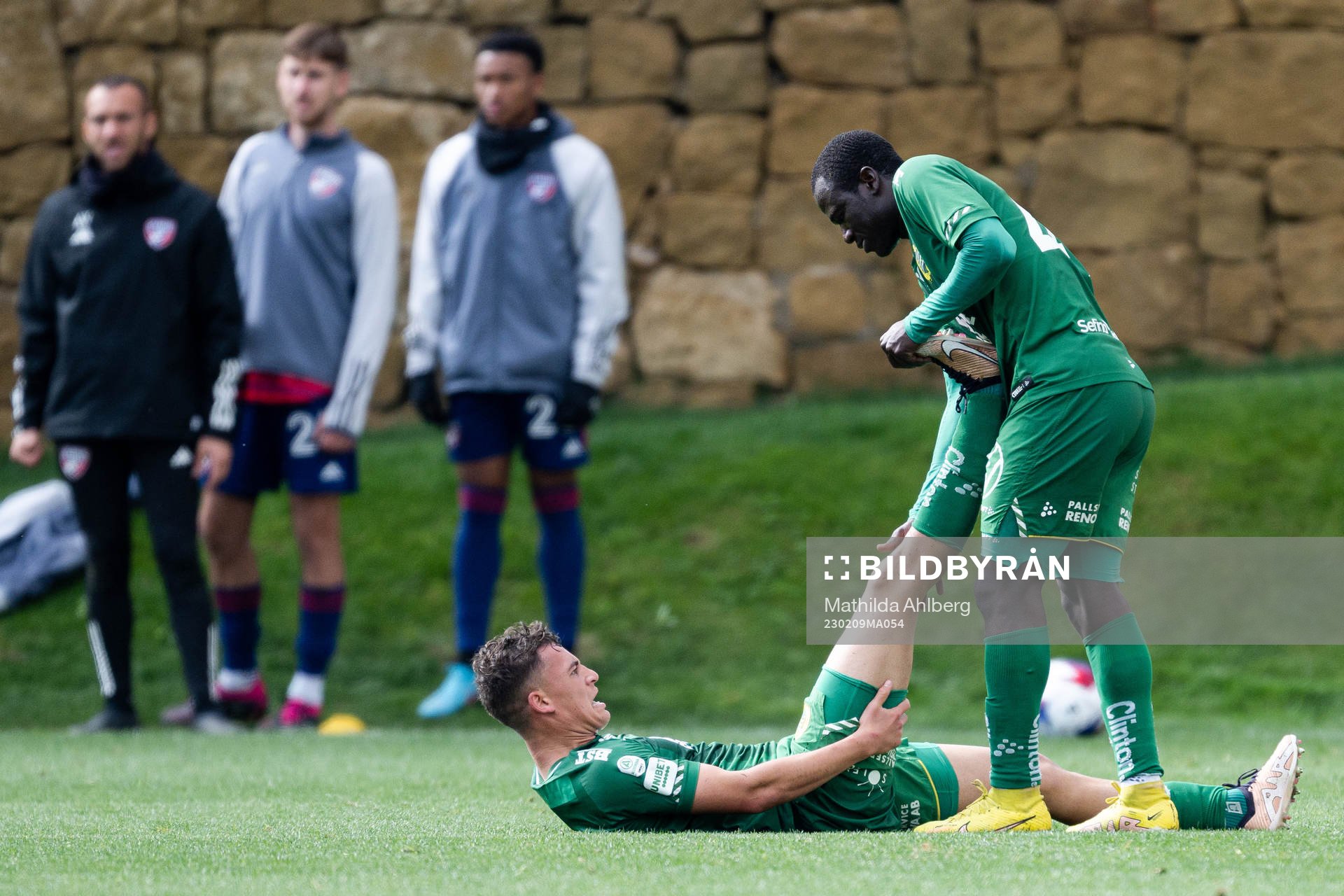 Noah John Åstrand and Saidou Alioum of Hammarby
