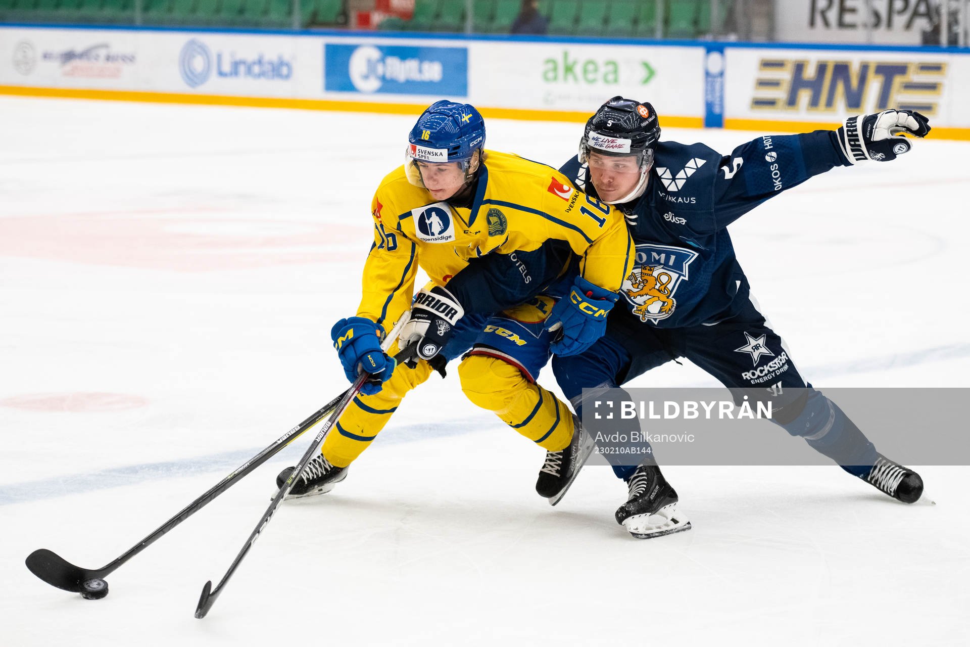 Liam Engström  of Sweden and Elmeri Laakso of Finland