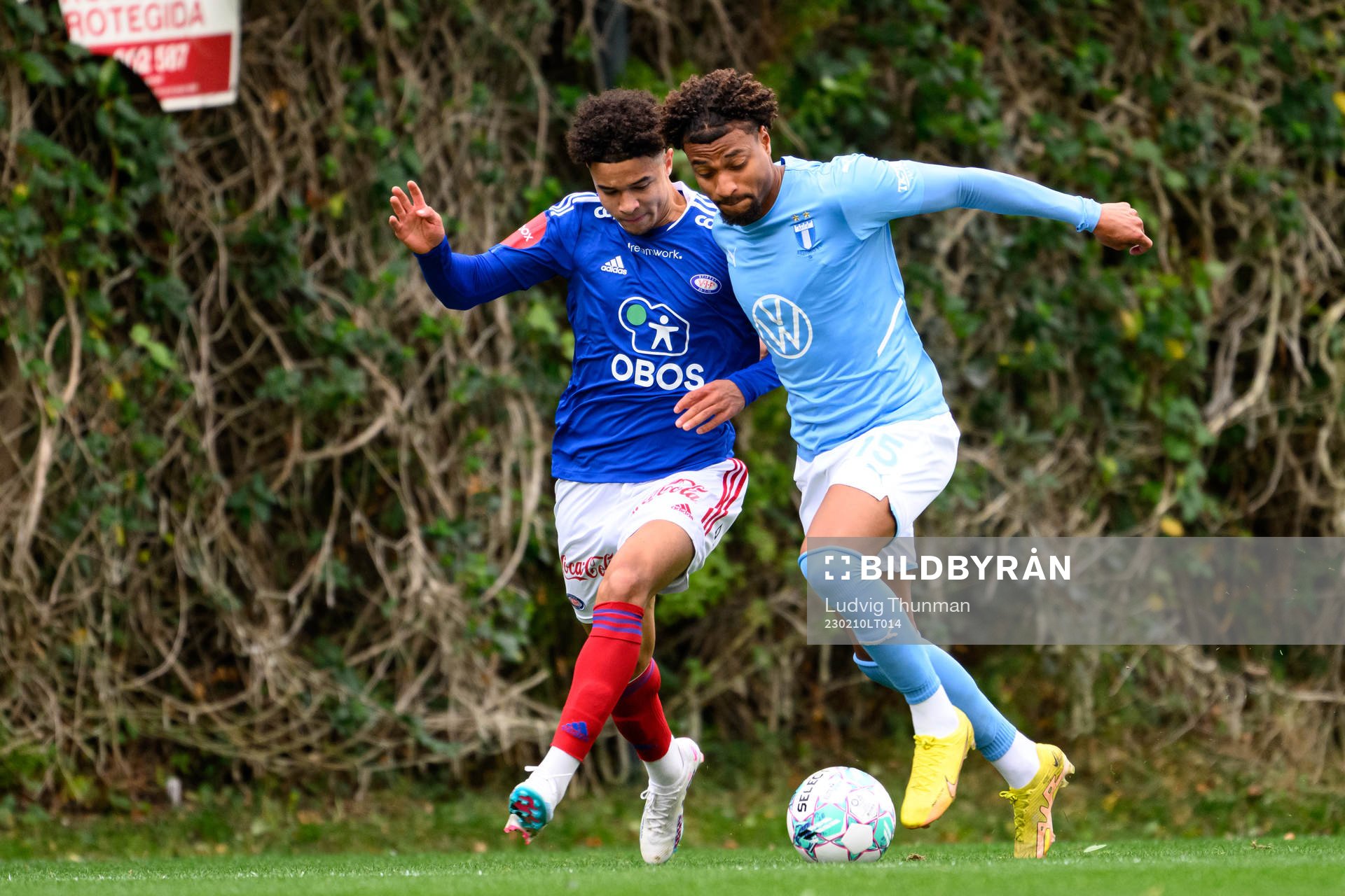 Jacob Dicko of Vålerenga and Joseph Ceesay of Malmö FF