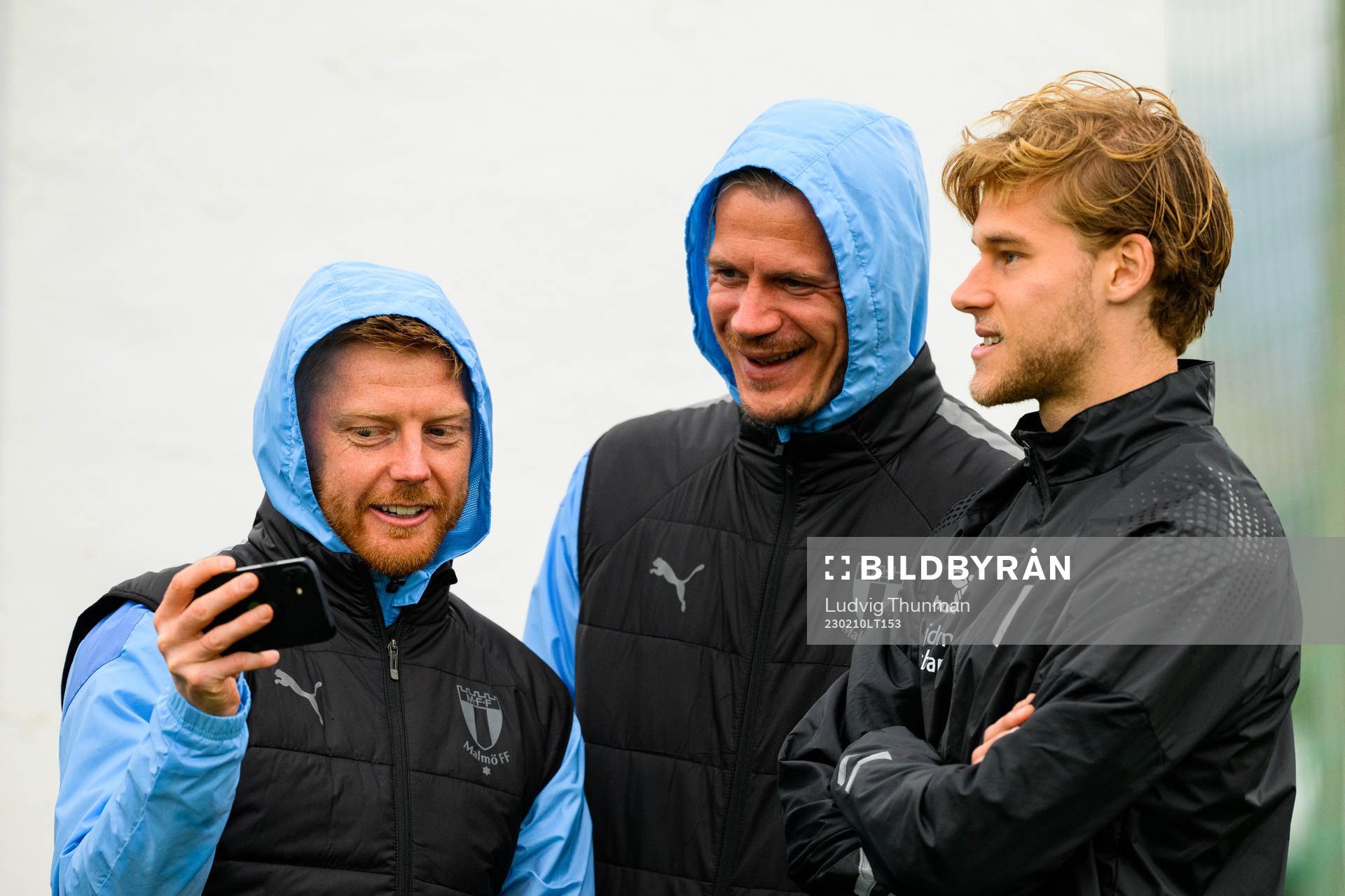 Anders Christiansen, goalkeeper Johan Dalin of Malmö FF