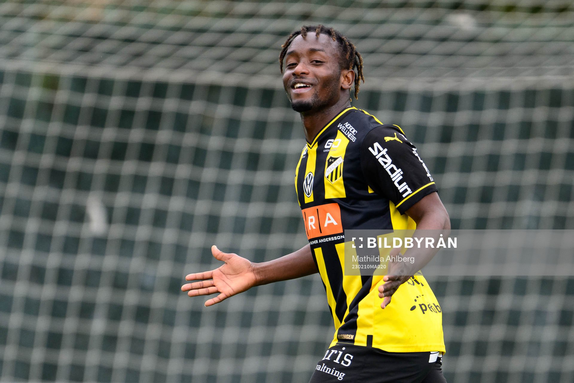 Ibrahim Sadiq of Häcken celebrates