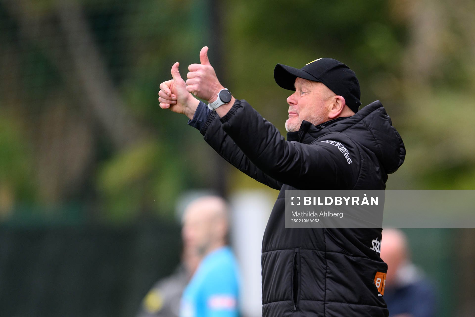 Head coach Per-Mathias Høgmo of Häcken celebrates