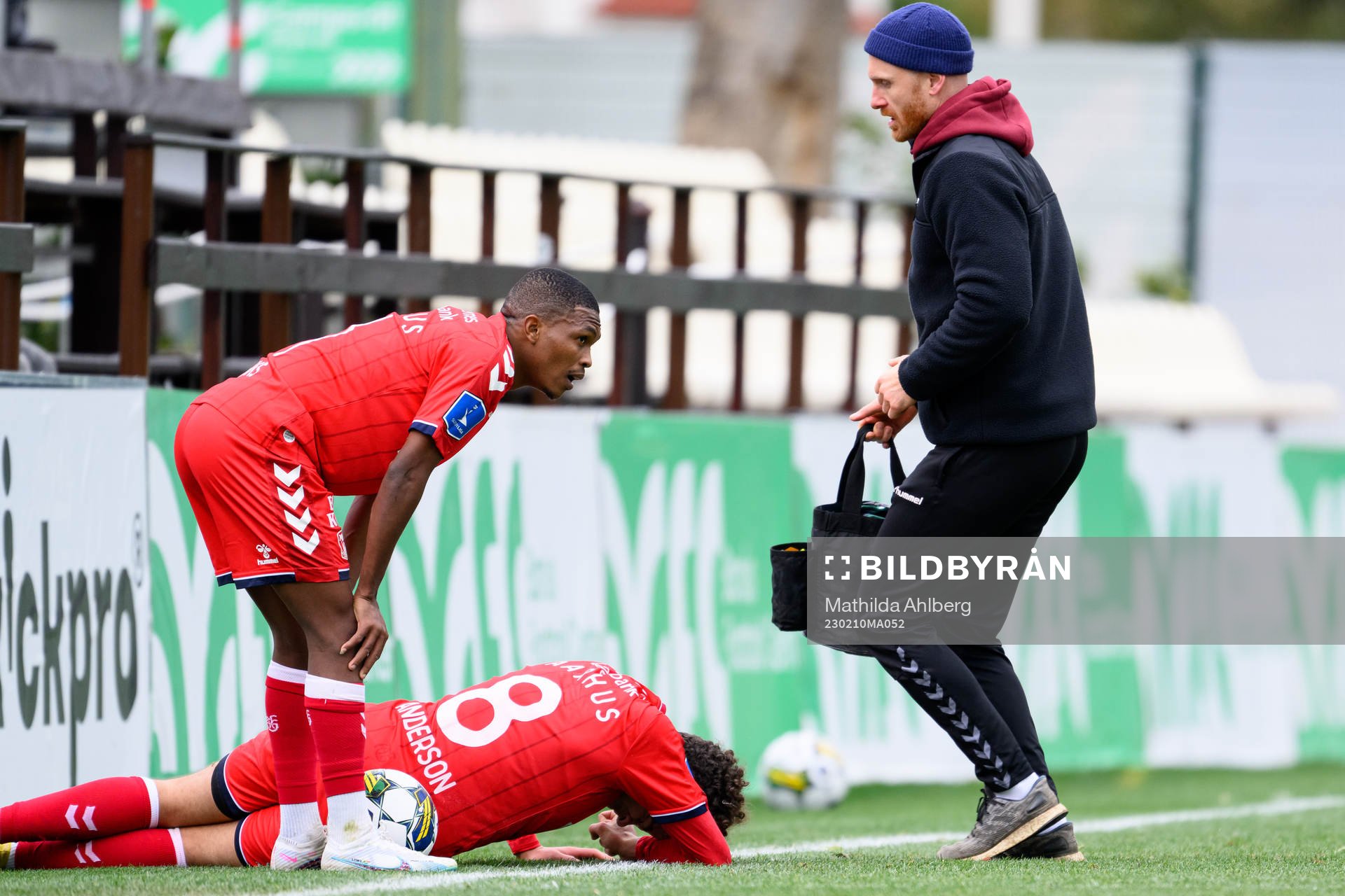 Mikael Anderson of Aarhus in pain