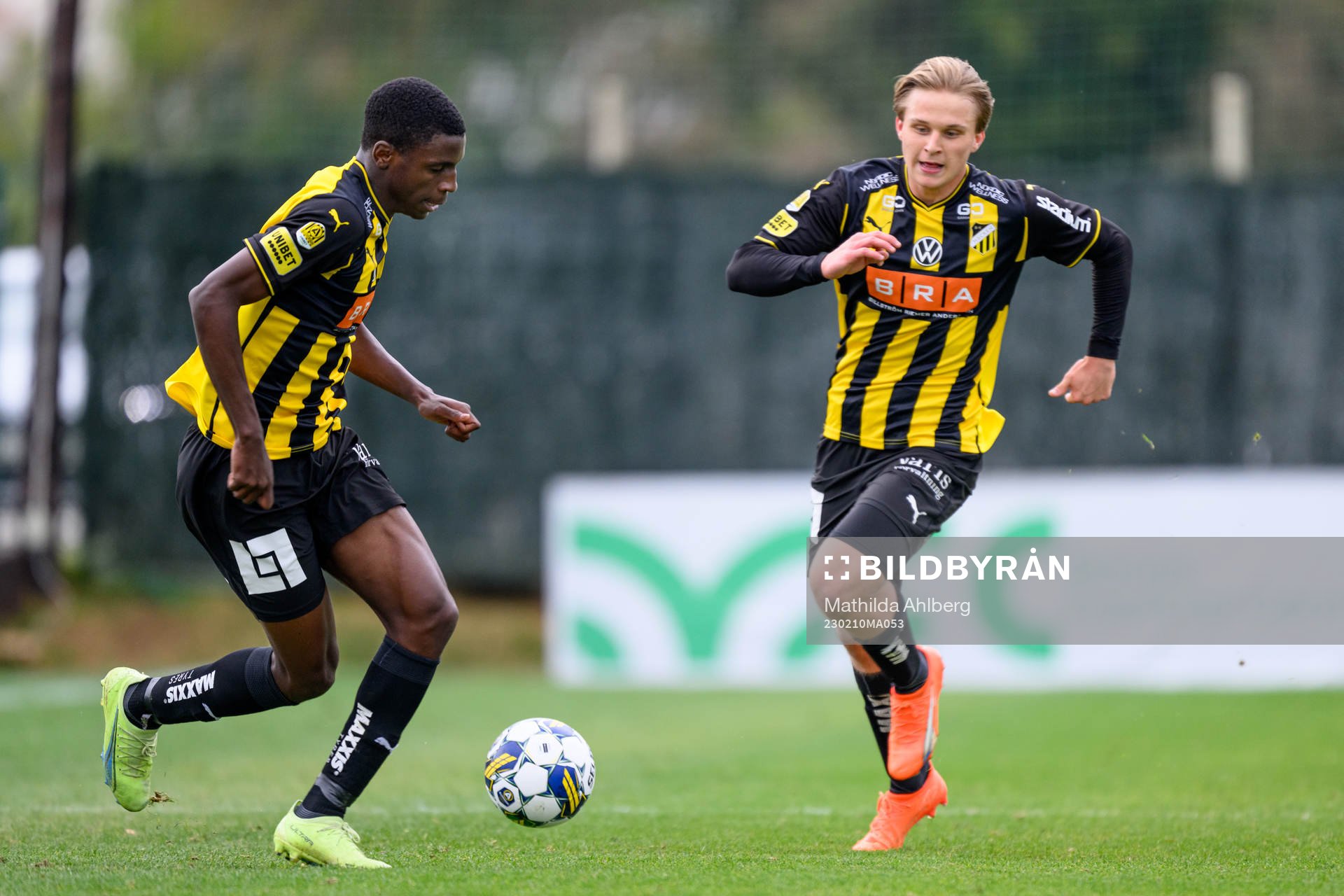 Anomnachi Chidi and William Nilsson of Häcken