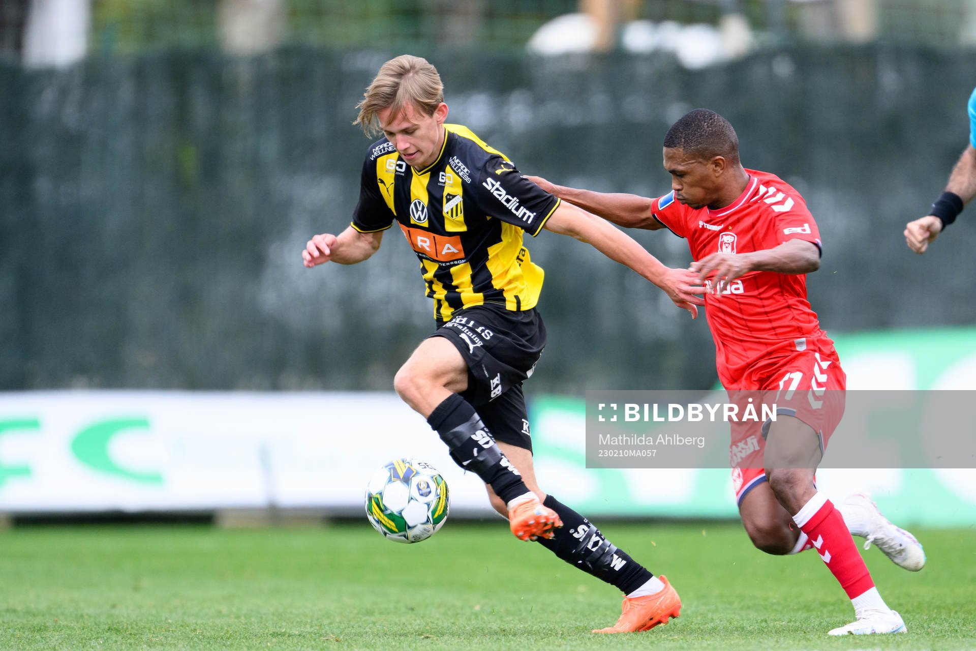 Pontus Dahbo of Häcken and Gift Links of Aarhus